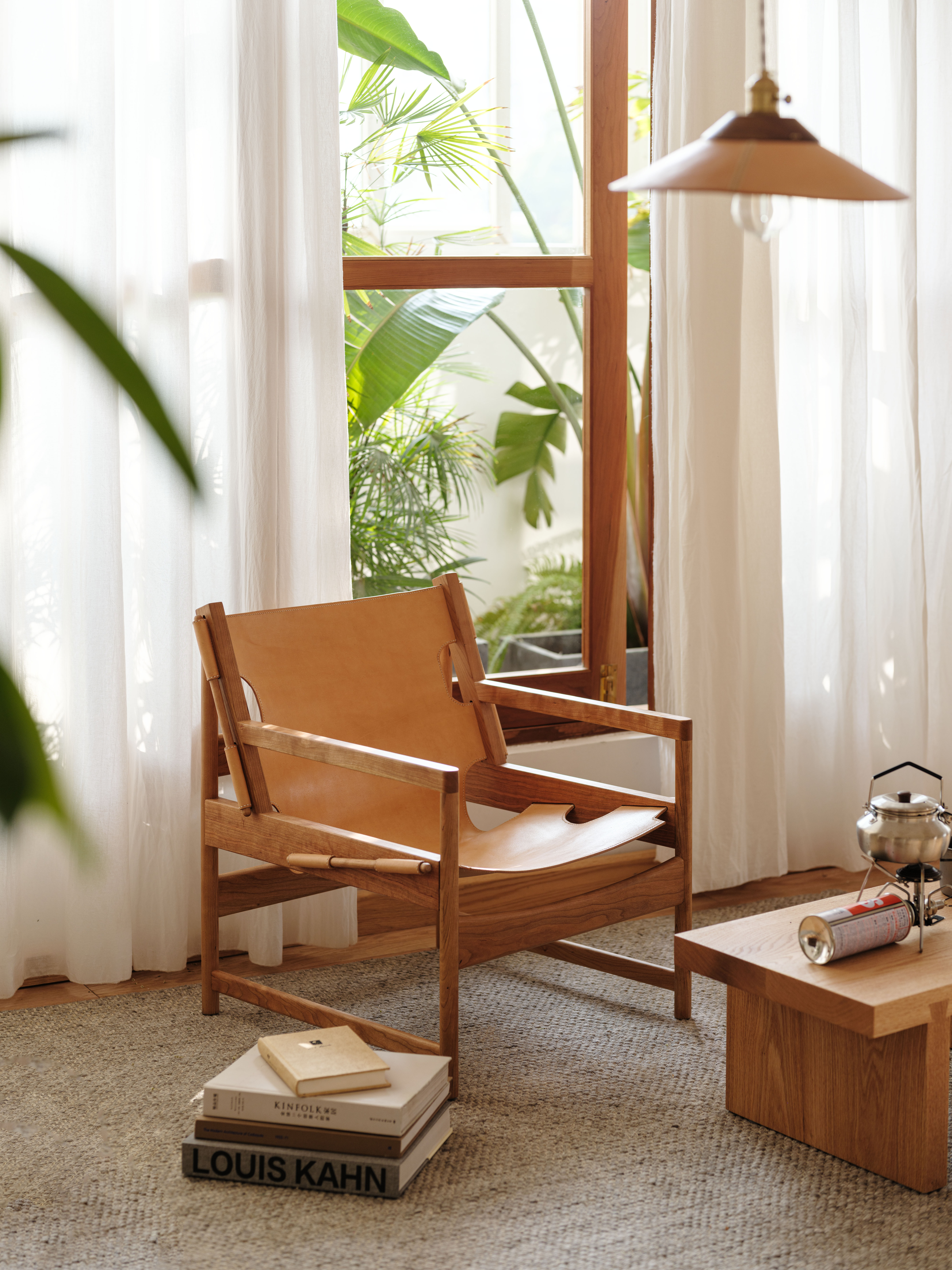 chair，solid wood，skin，canvas，