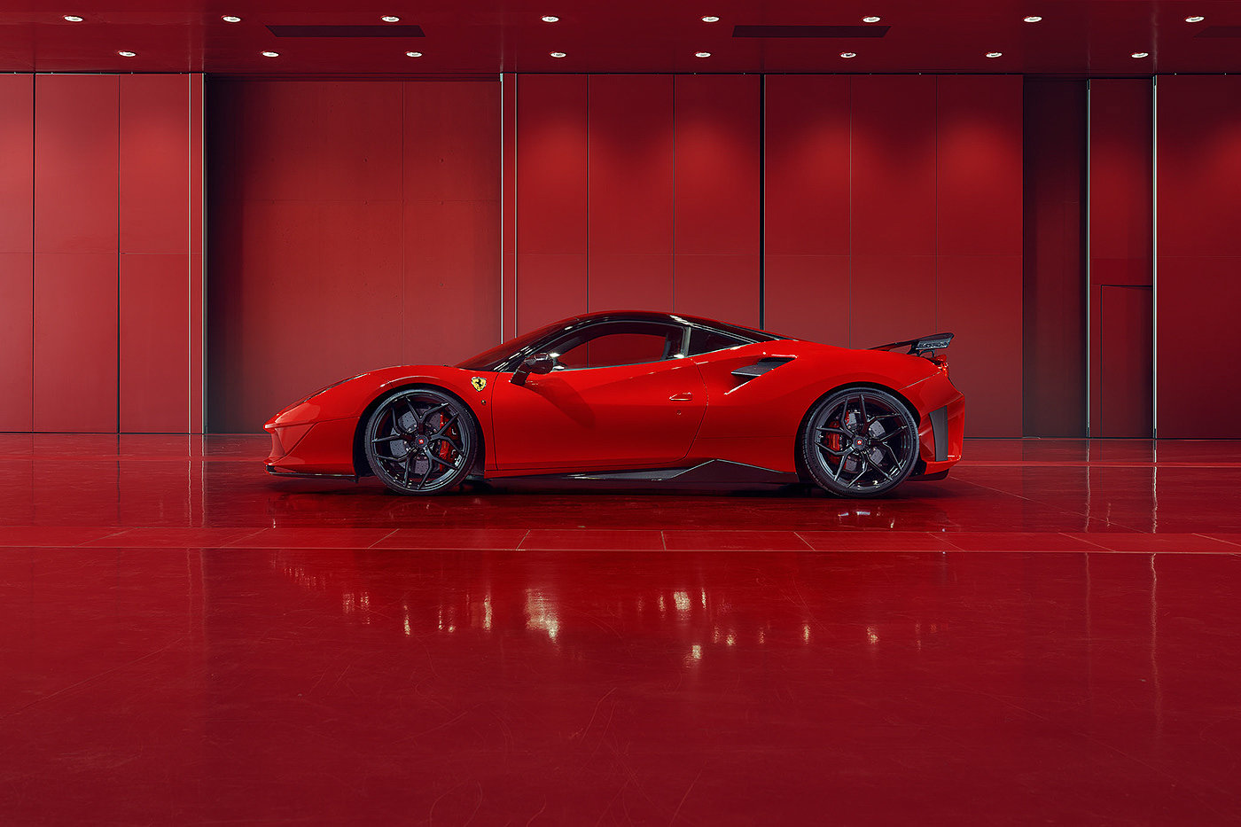 racing，gules，vehicle，