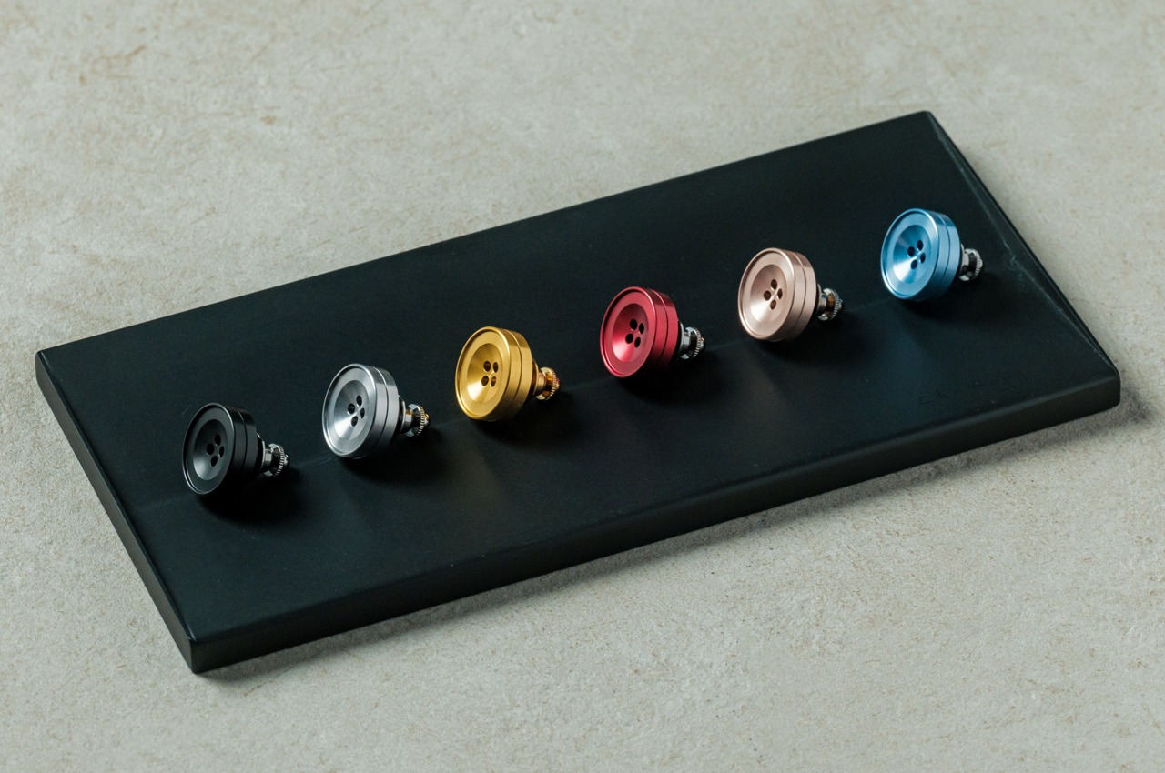 aromatic，fashion，Wearable ，Brooch，product design，