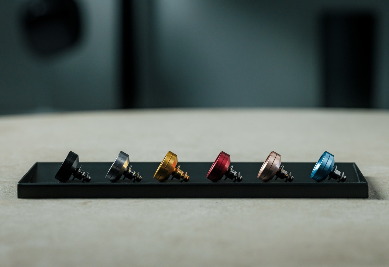 aromatic，fashion，Wearable ，Brooch，product design，