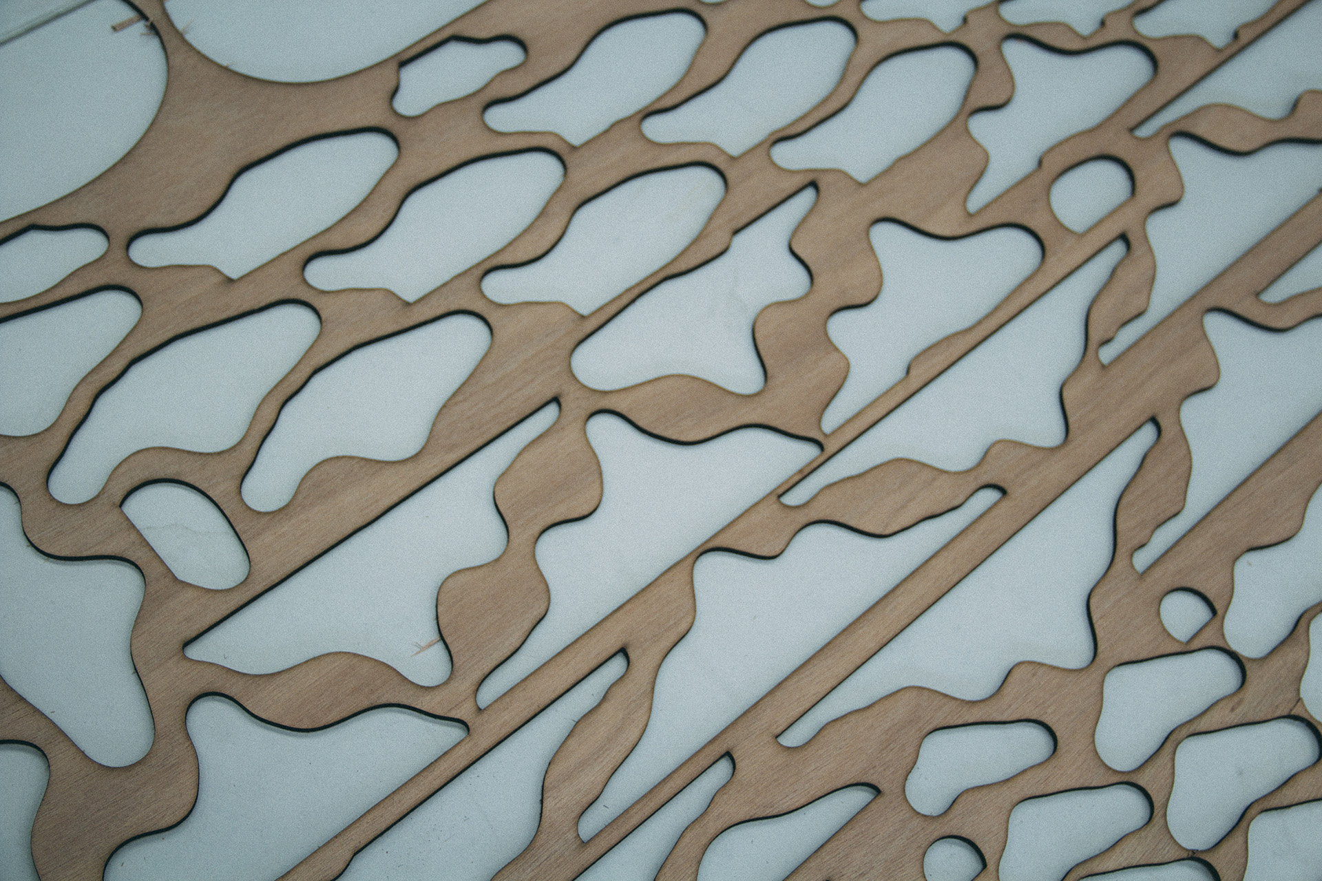 Parameter design，Curved table，woodiness，