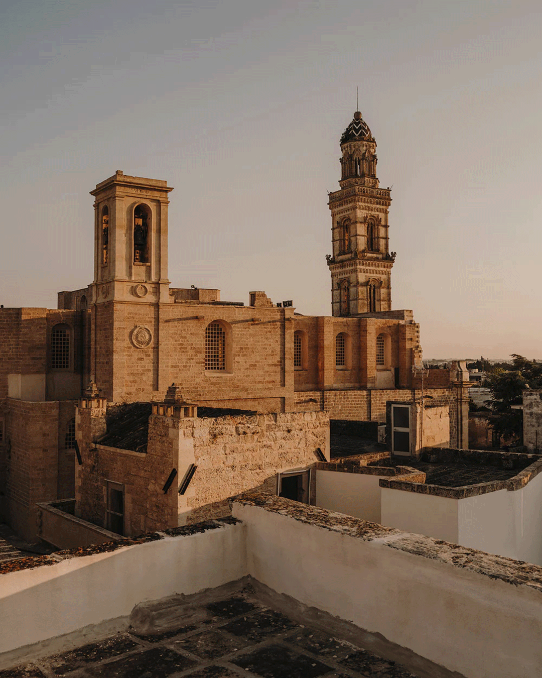 kitchen and toilet，Bathroom cabinet，bathtub，closestool，water tap，wabi-sabi ，