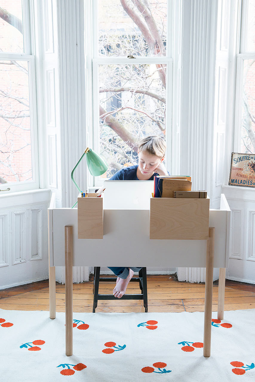 children，Northern Europe，desk，furniture，Home Furnishing，wood，