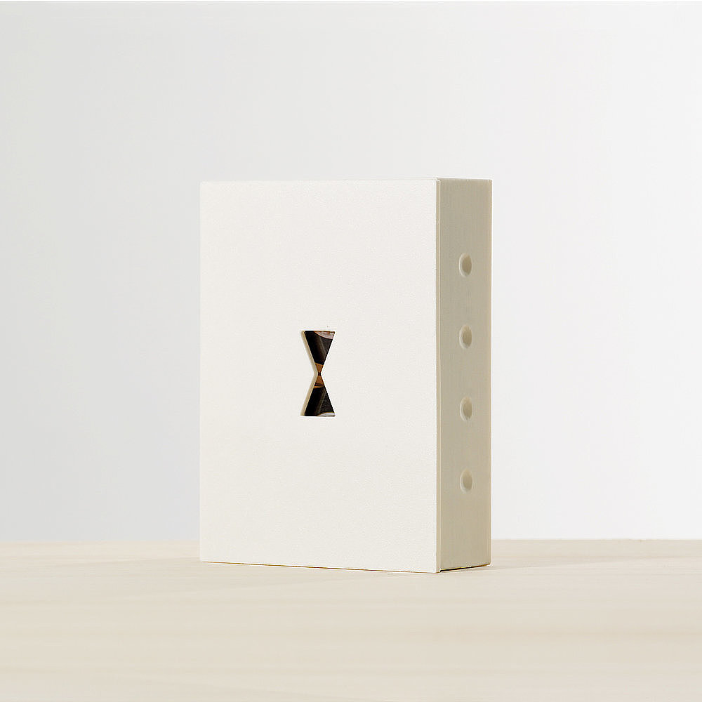 cassette tape player，music，Gravity sensor，2023 Red Dot Design Concept Award，hourglass，