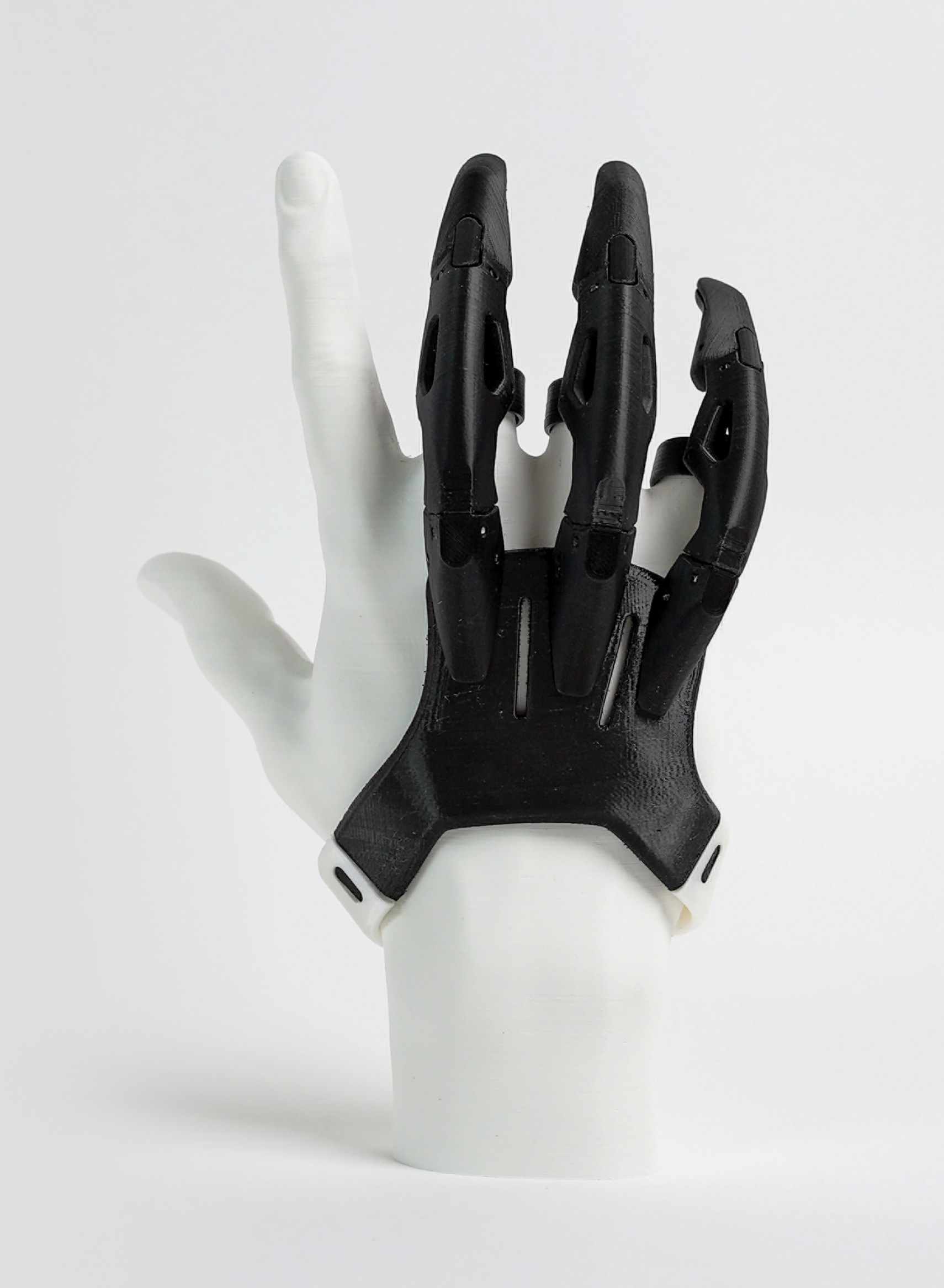 Lunet，Mechanical prosthesis，2023 Red Dot Design Concept Award，