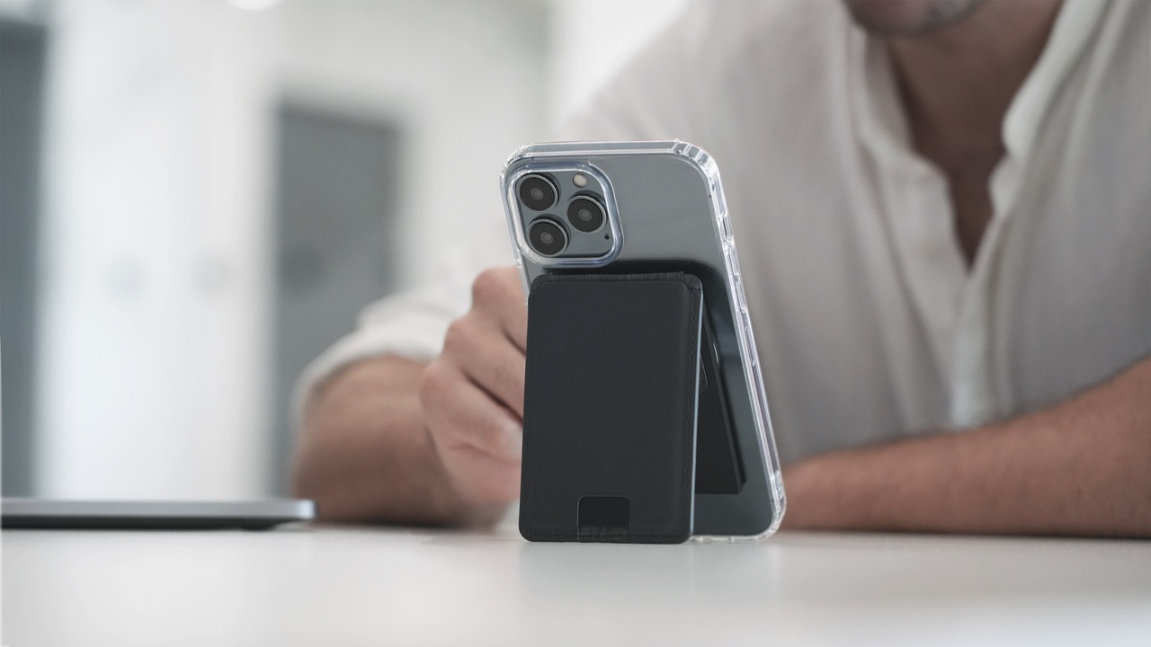 DuoFlip，Card bag，Mobile phone bracket，enclosure，