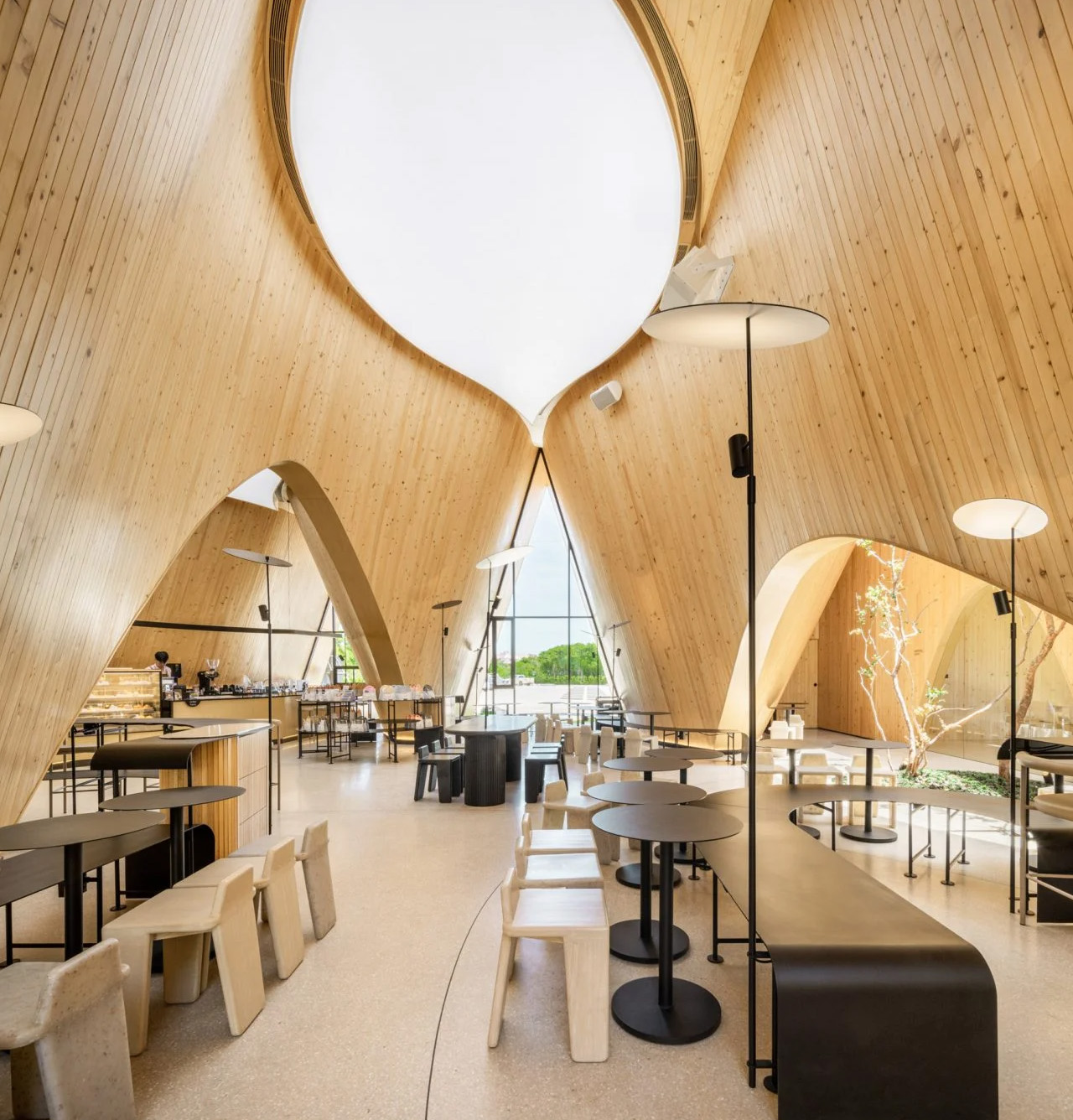 café，Architectural design，Harudot Cafe，bend，