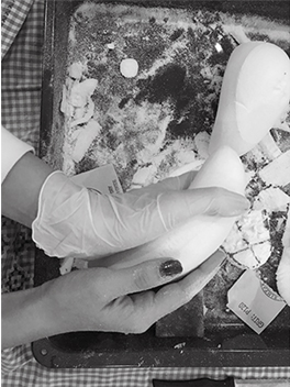 Lucon，lamps and lanterns，Social distance，