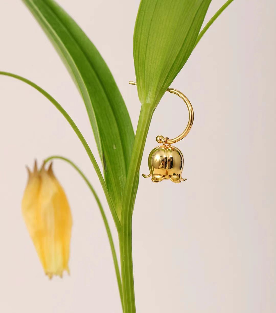 Lily of the valley，Silver ornaments，Lilies of the valley earrings，Lilies of the valley necklace，Good gift recommendation，Good moral，Natural Plant Jewelry，beauty of nature，