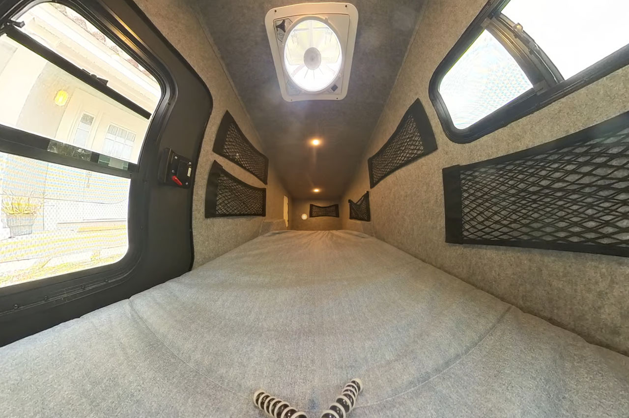 truck，Cyber，trailer，industrial design，