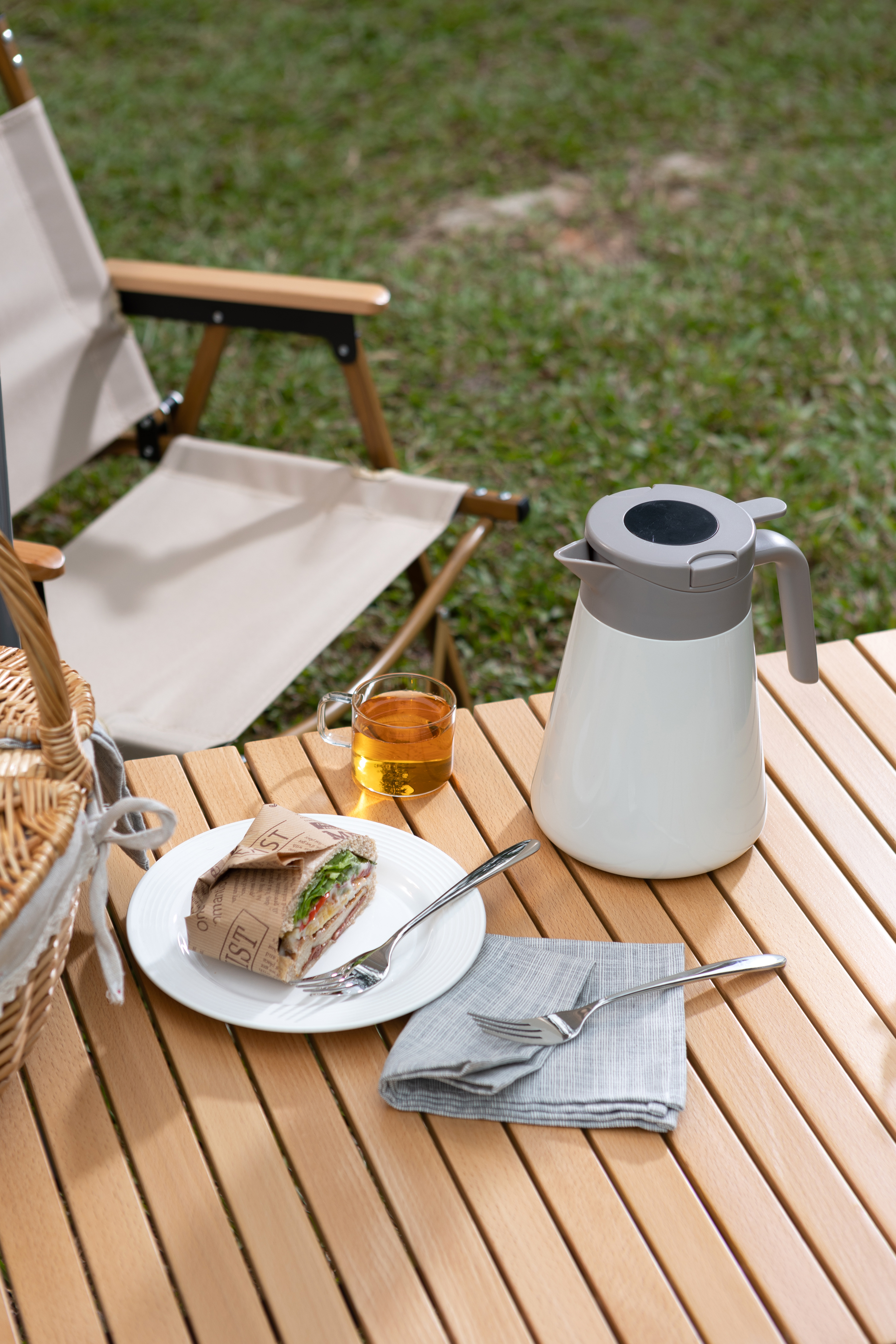 Braised teapot，Thermal insulation kettle，vacuum cup，Teapot，