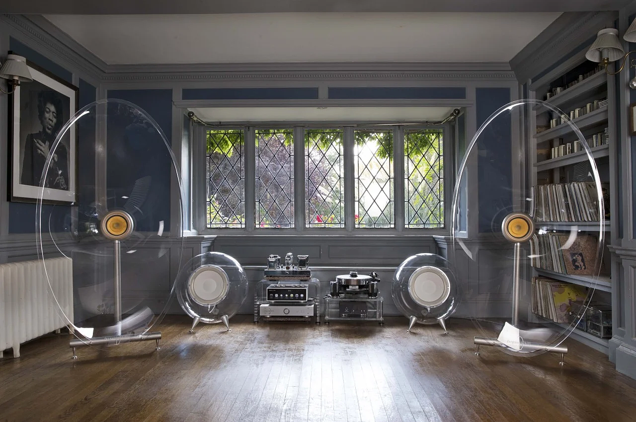 sound，speaker，Funny furniture.，music，