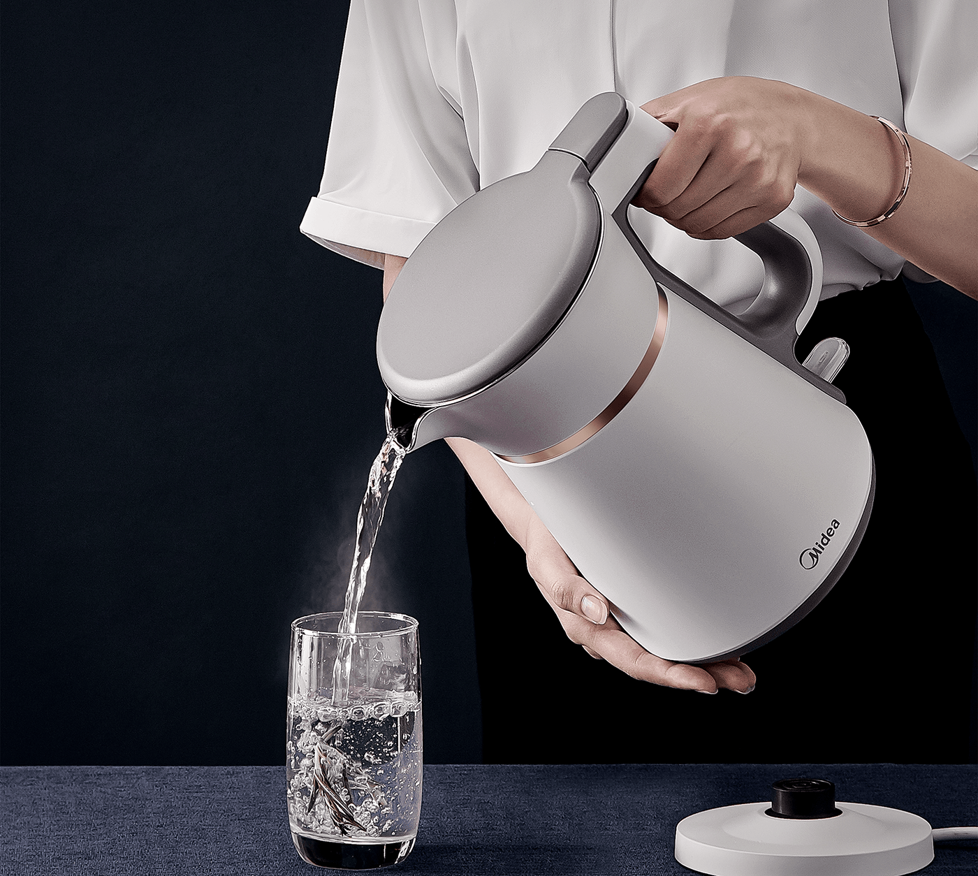 Electric Kettle，Electric kettle，small home appliances，Midea，