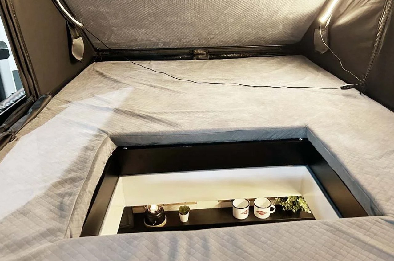 Camping Trailer，multi-function，miniature，