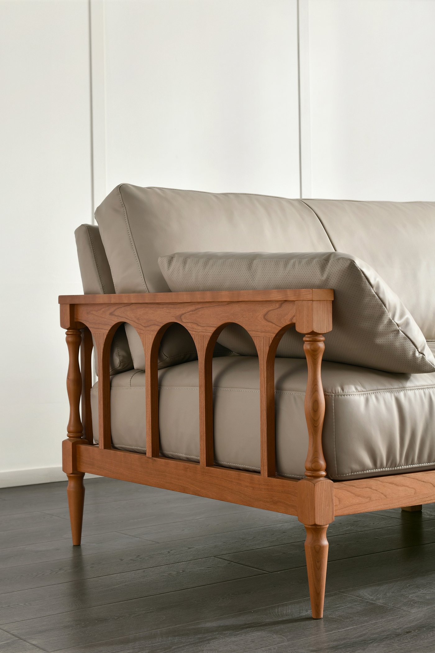 Vintage · Solid Wood · Sofa，Vintage · Solid Wood · Soft · Sofa，