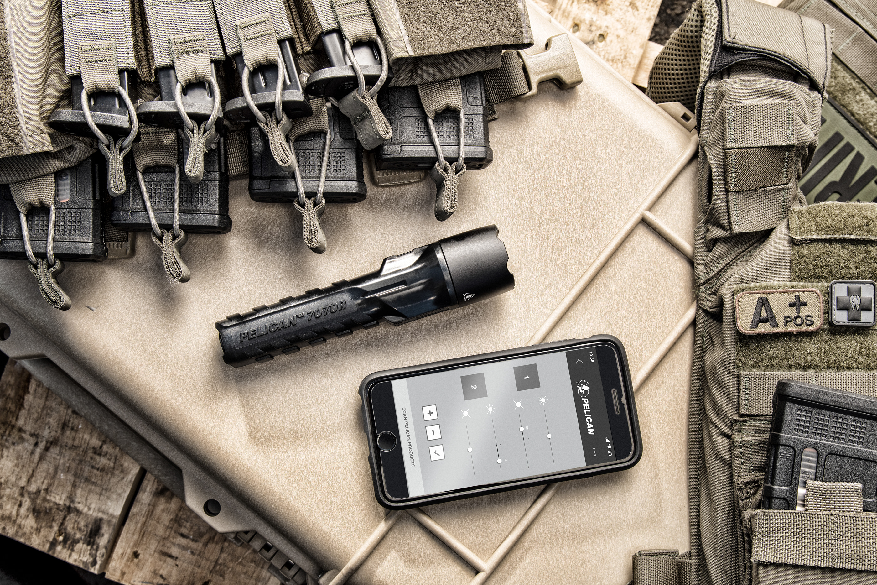 Pelican 7070R，Wireless flashlight，black，intelligence，