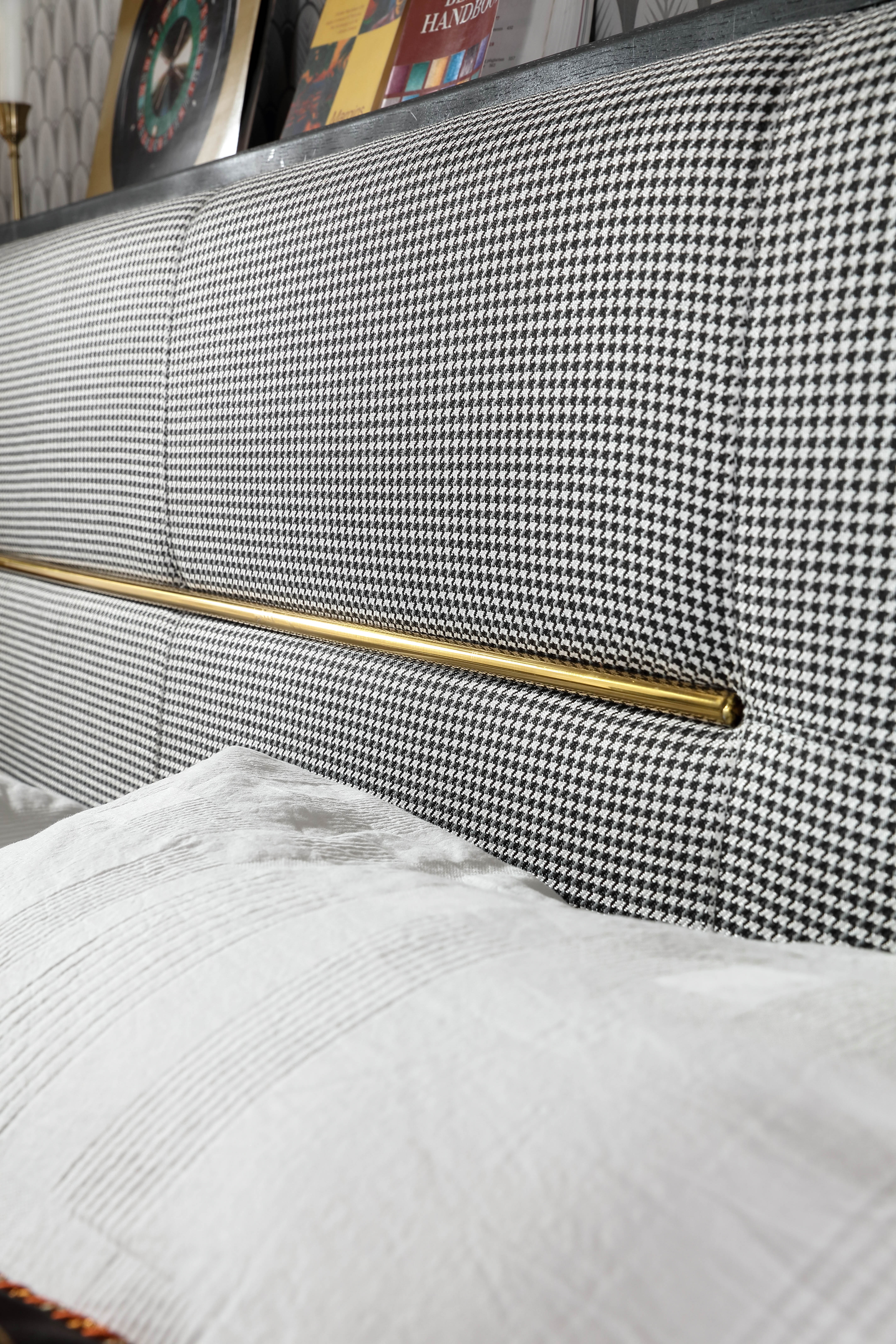 Vintage · Solid Wood · Bed，