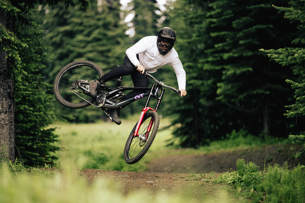 Bicycle，gt，industrial design，vehicle，MTB，Bicycle design，