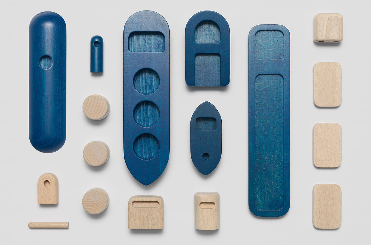 Wooden toys，Souptoys，Children's Toys，Suitable for all ages，helicopter，submarine，hillside，house，observation tower，Wood material，ship，gules，Mortise and tenon，Wooden car，Toy car，gules，blue，