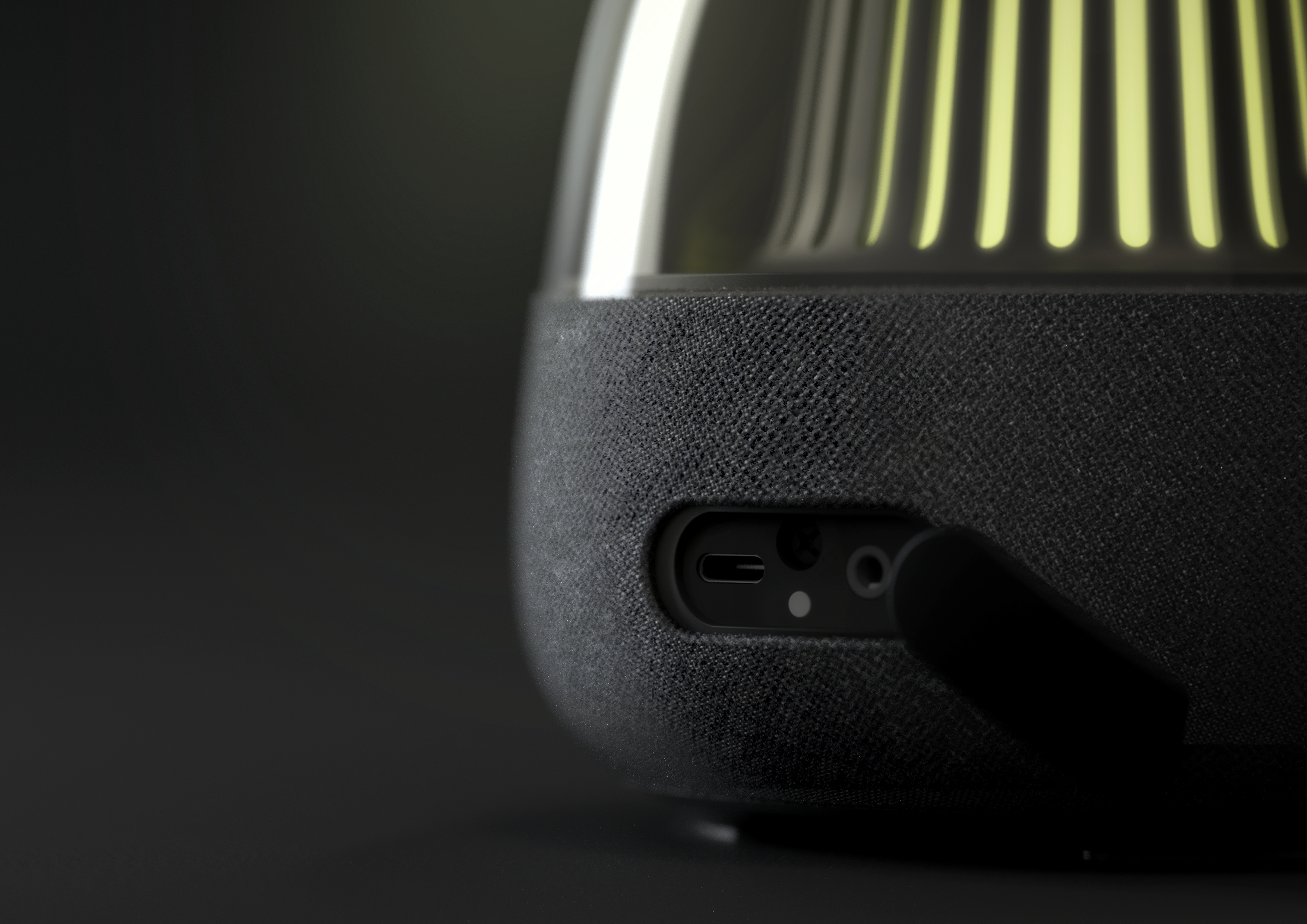 Portable Bluetooth speaker，