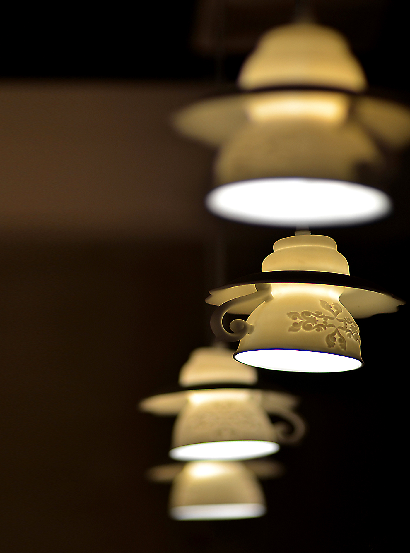 Drink a teacup，Fresh and beautiful chandelier，Original by INA，