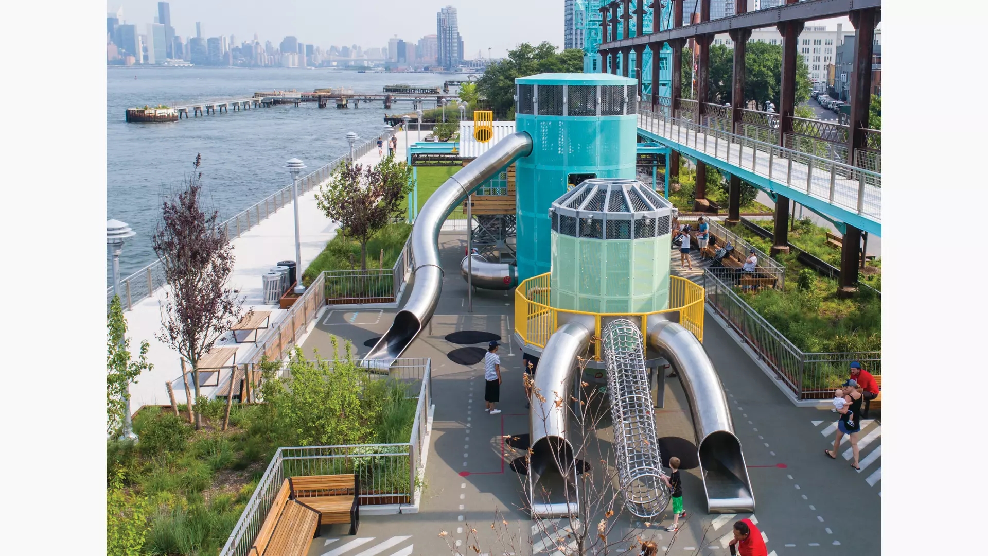 modeling，Outdoor recreation，Slide，park，old building renovation，Children's Playground，