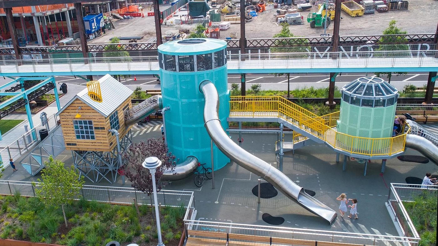 modeling，Outdoor recreation，Slide，park，old building renovation，Children's Playground，