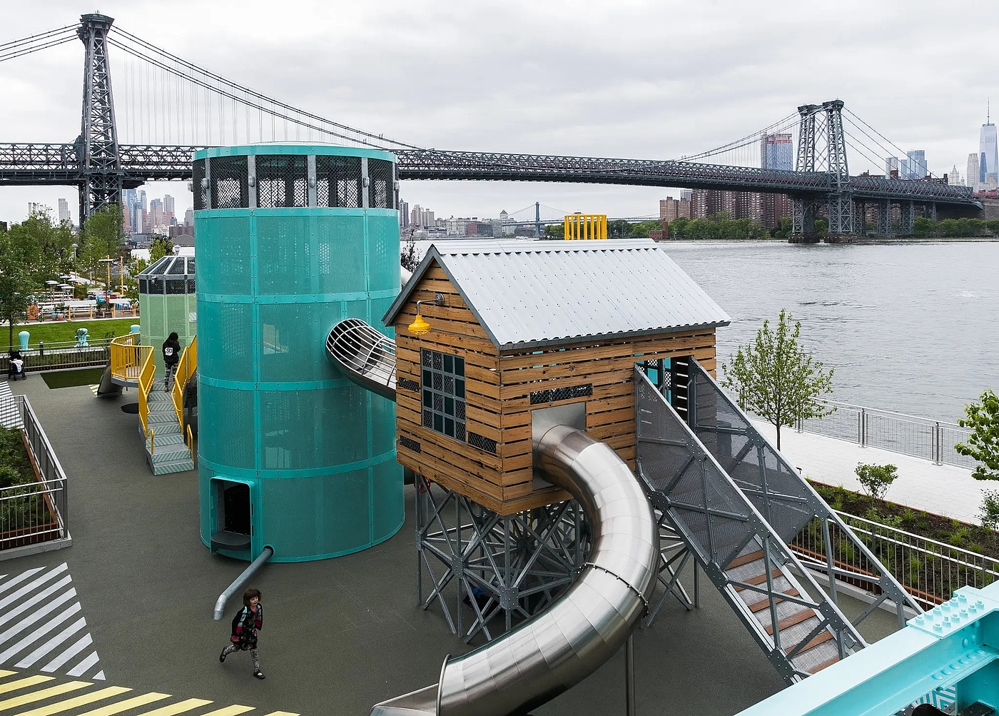 modeling，Outdoor recreation，Slide，park，old building renovation，Children's Playground，
