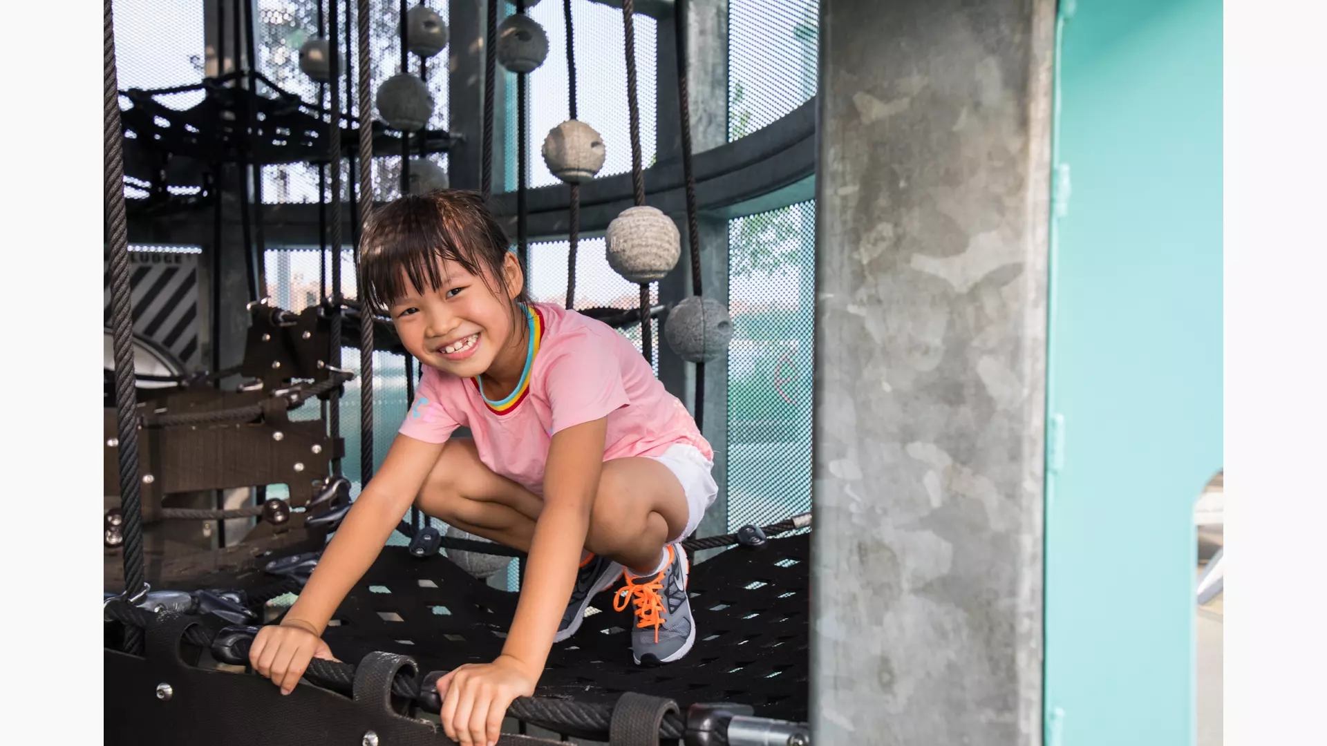 modeling，Outdoor recreation，Slide，park，old building renovation，Children's Playground，