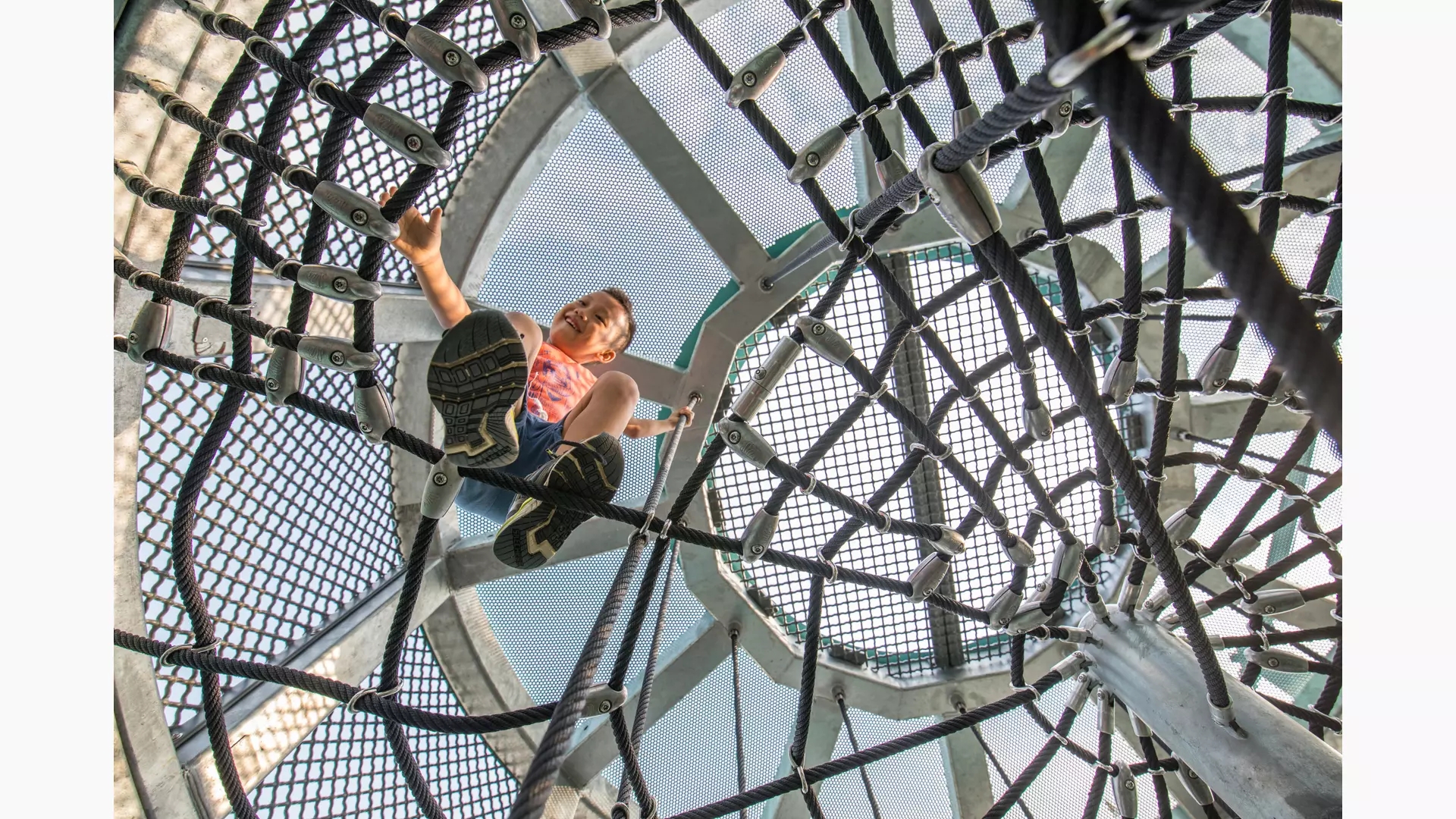 modeling，Outdoor recreation，Slide，park，old building renovation，Children's Playground，