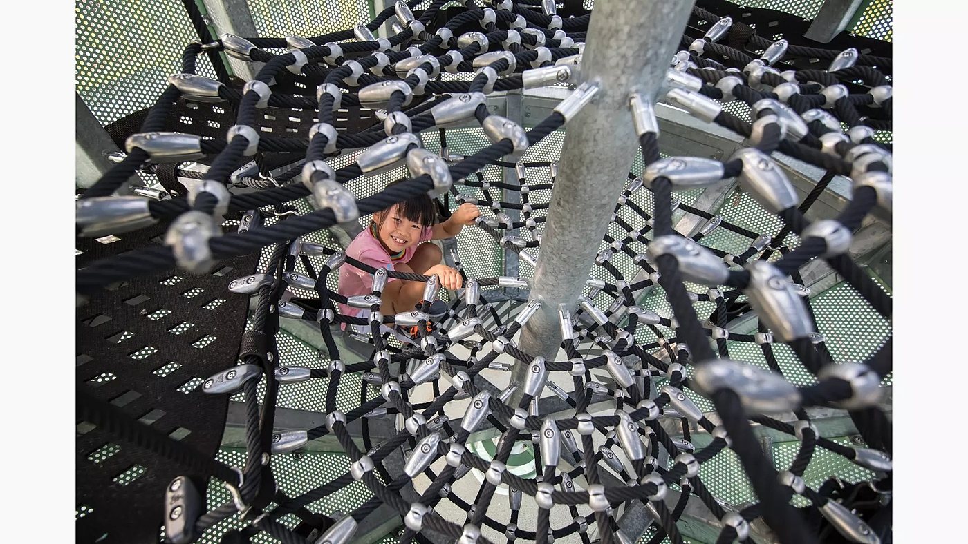 modeling，Outdoor recreation，Slide，park，old building renovation，Children's Playground，