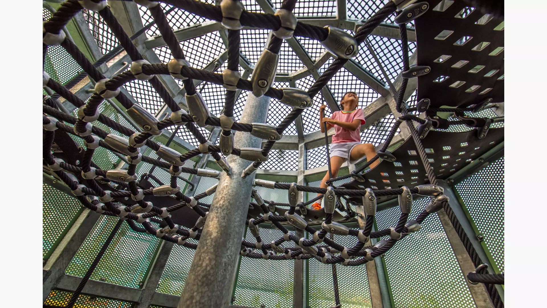 modeling，Outdoor recreation，Slide，park，old building renovation，Children's Playground，