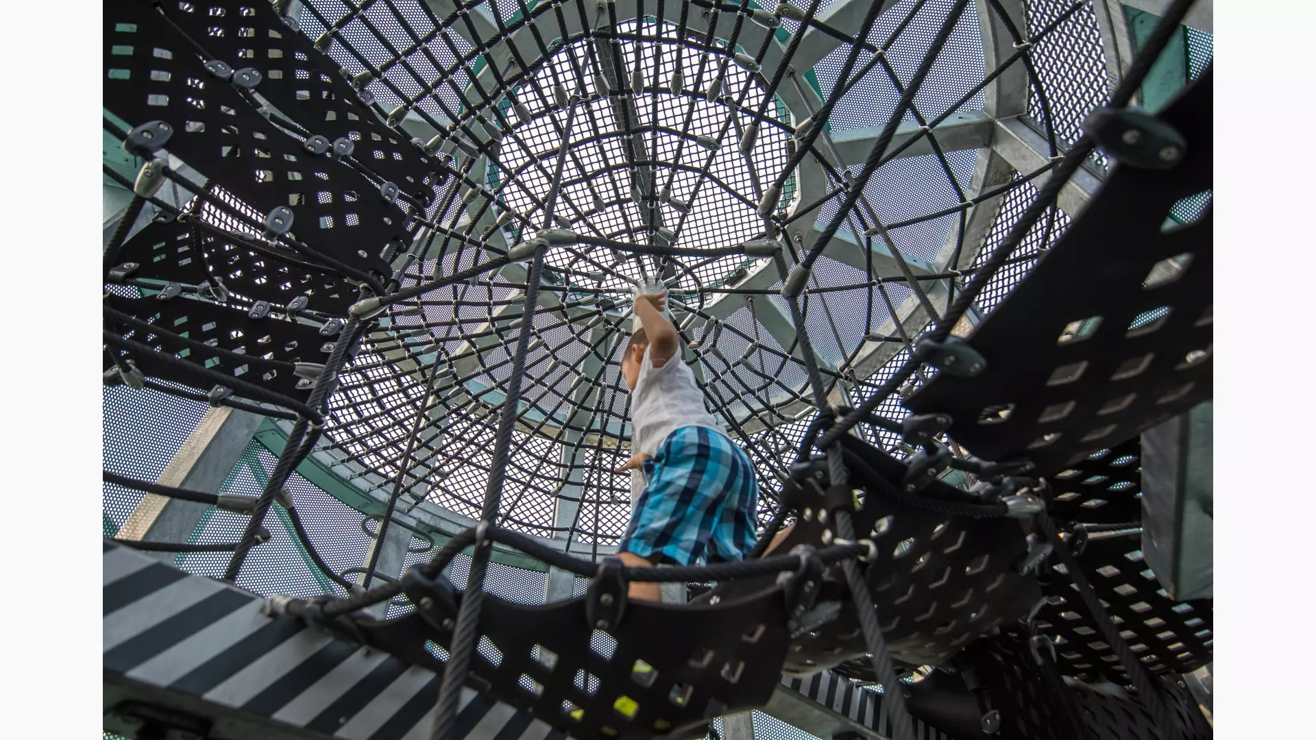 modeling，Outdoor recreation，Slide，park，old building renovation，Children's Playground，