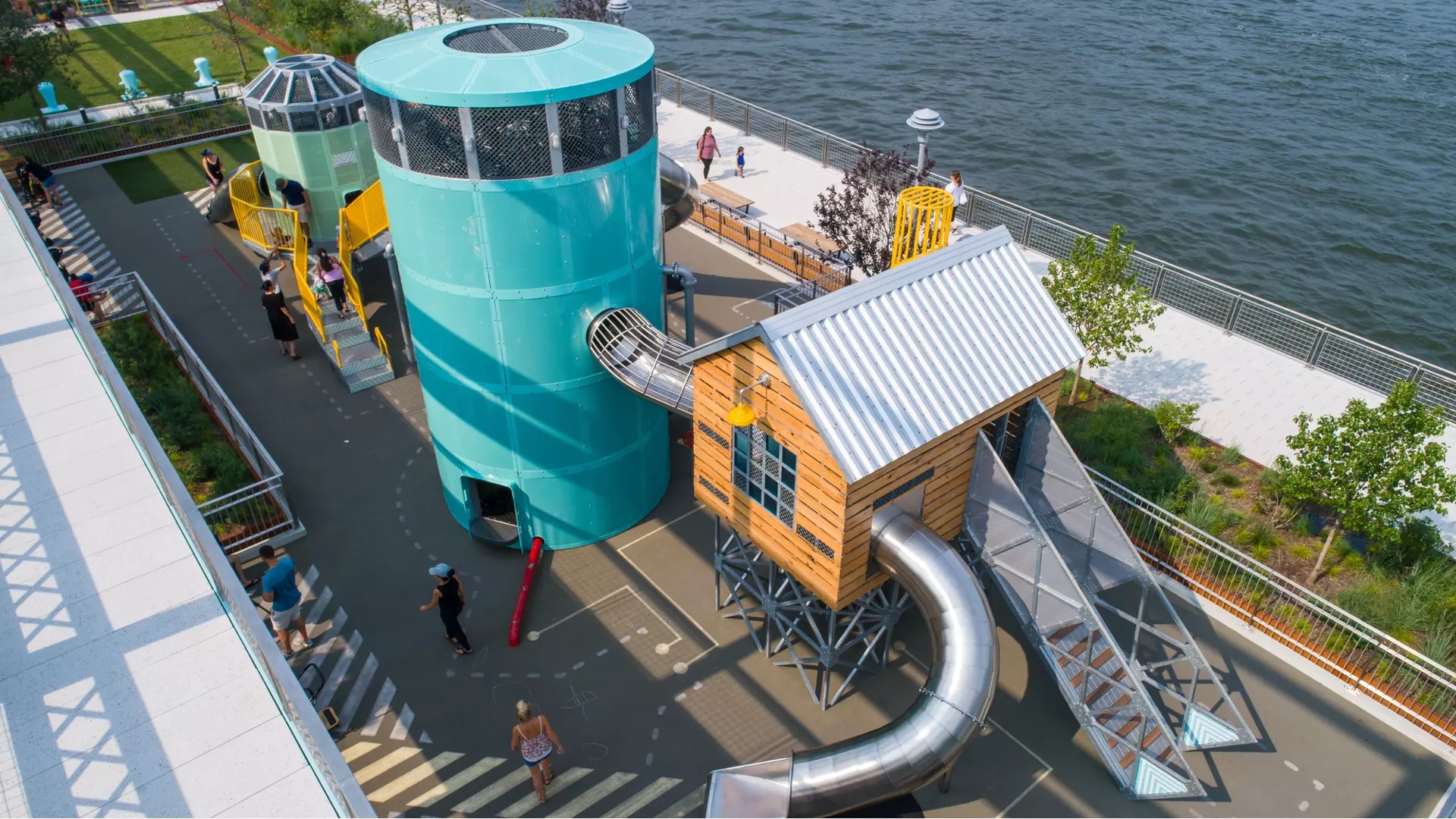 modeling，Outdoor recreation，Slide，park，old building renovation，Children's Playground，