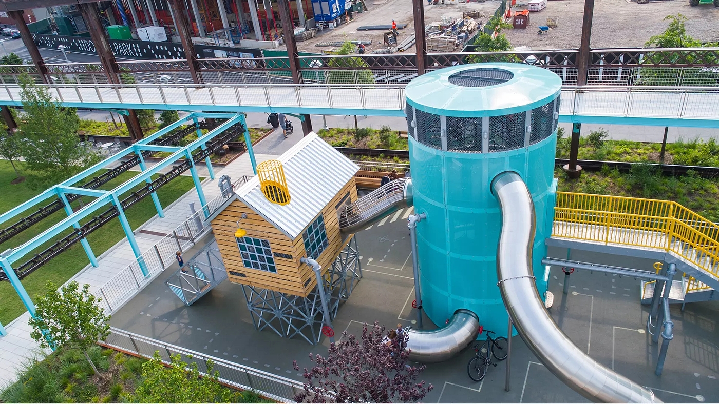 modeling，Outdoor recreation，Slide，park，old building renovation，Children's Playground，
