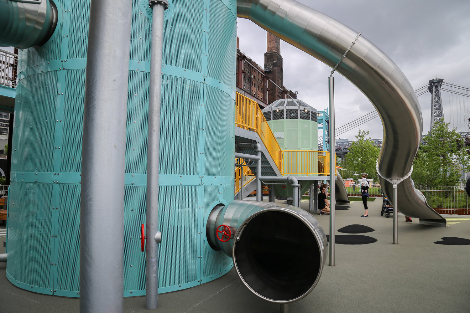 modeling，Outdoor recreation，Slide，park，old building renovation，Children's Playground，