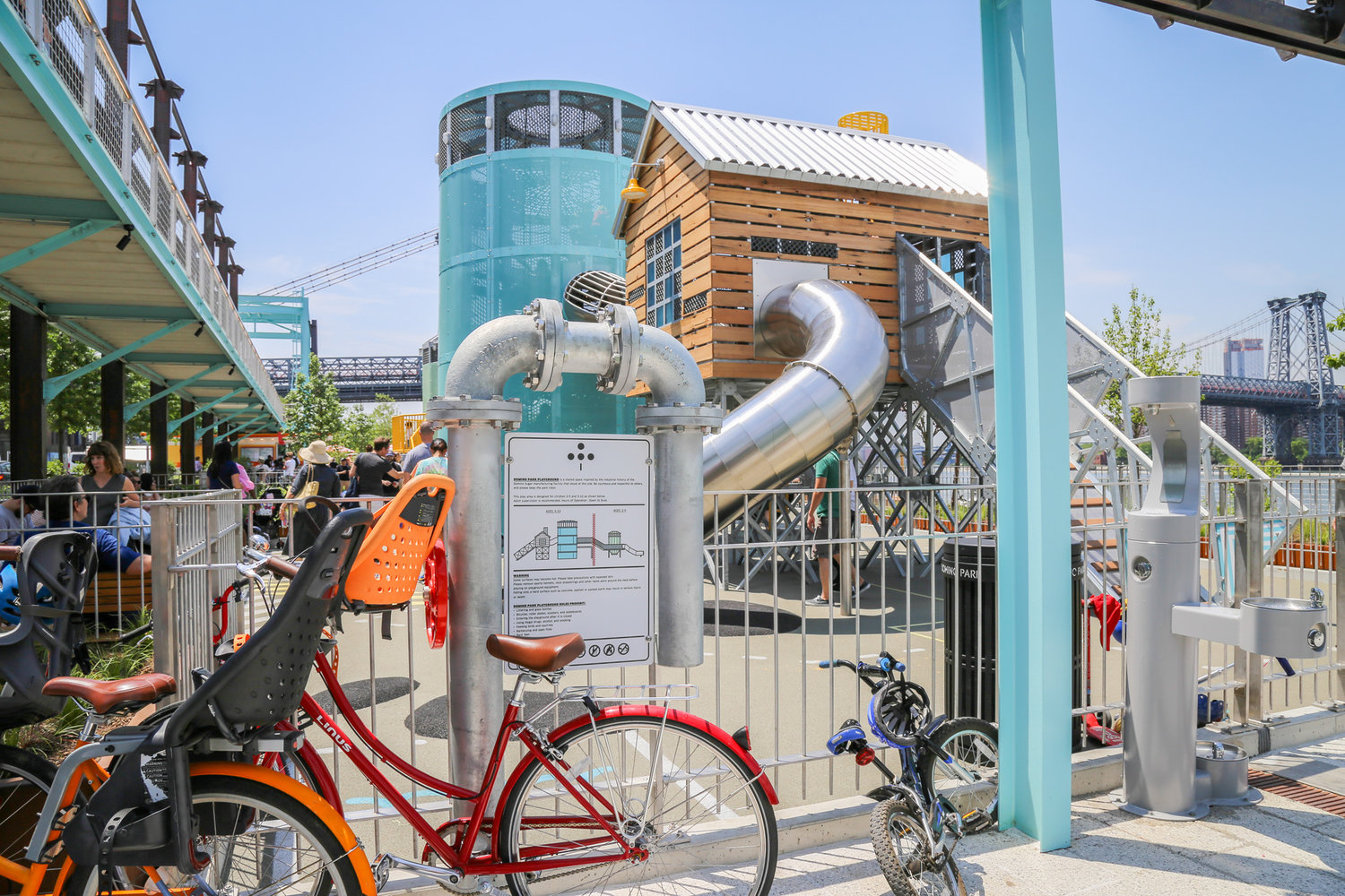 modeling，Outdoor recreation，Slide，park，old building renovation，Children's Playground，