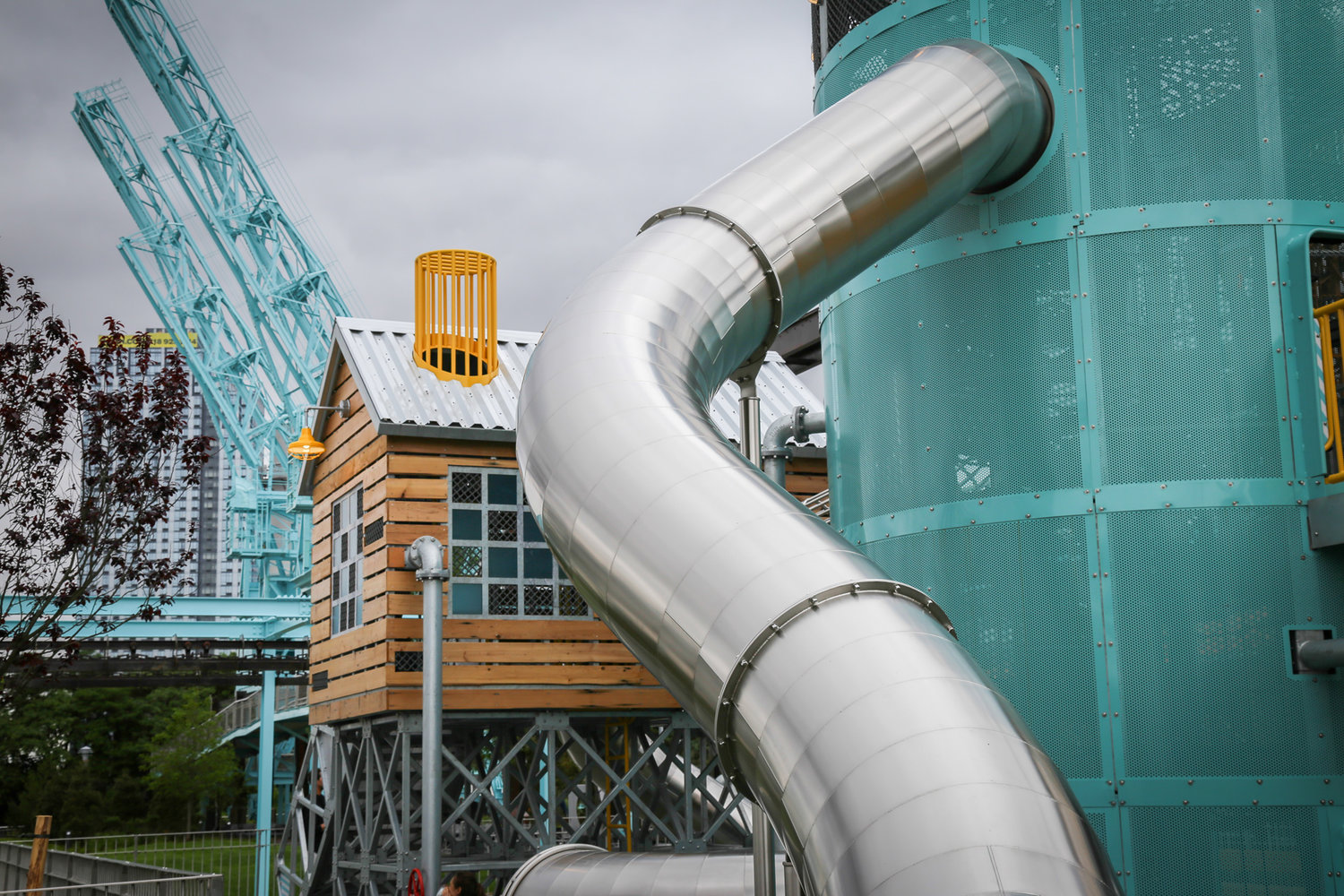 modeling，Outdoor recreation，Slide，park，old building renovation，Children's Playground，