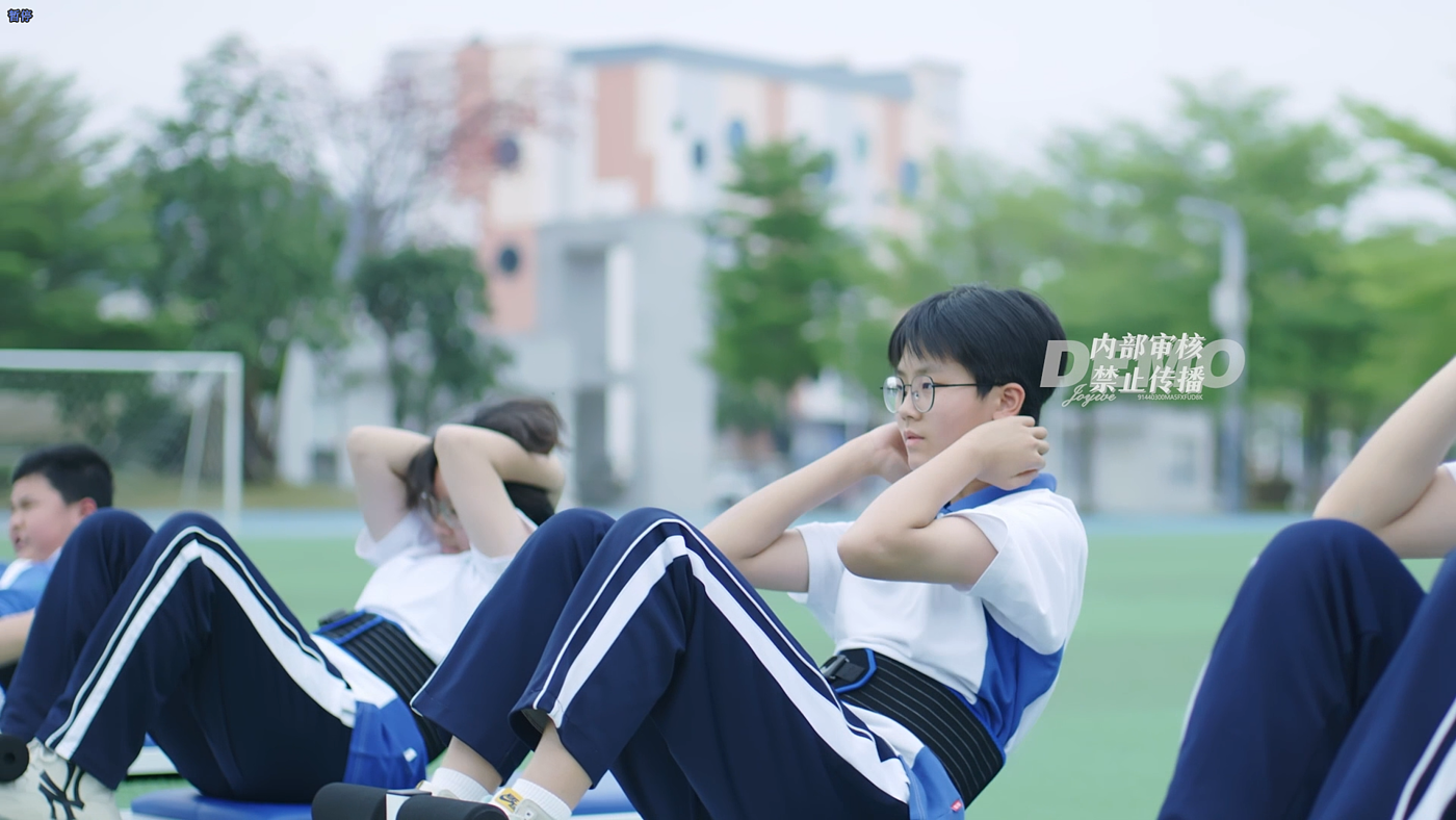 Belt Sit-ups，