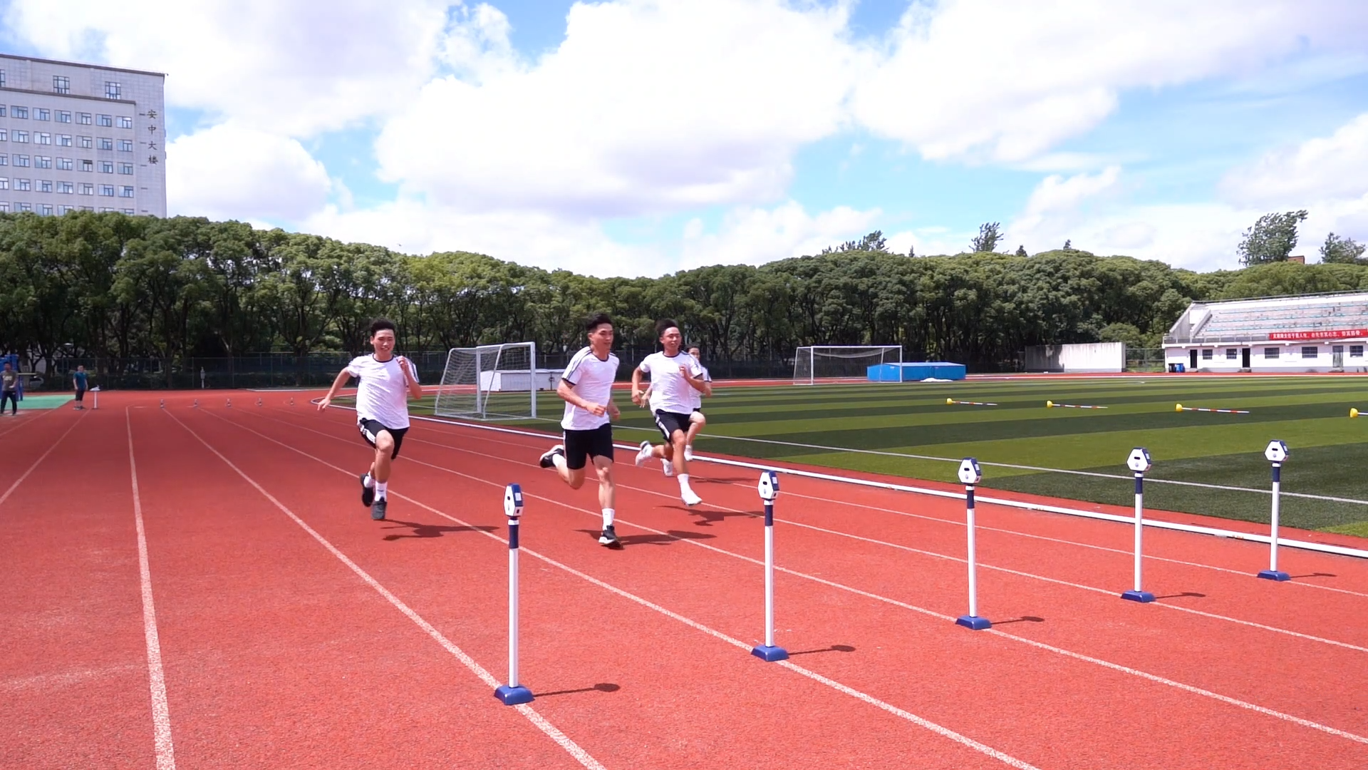 Infrared probe，50 meter run，