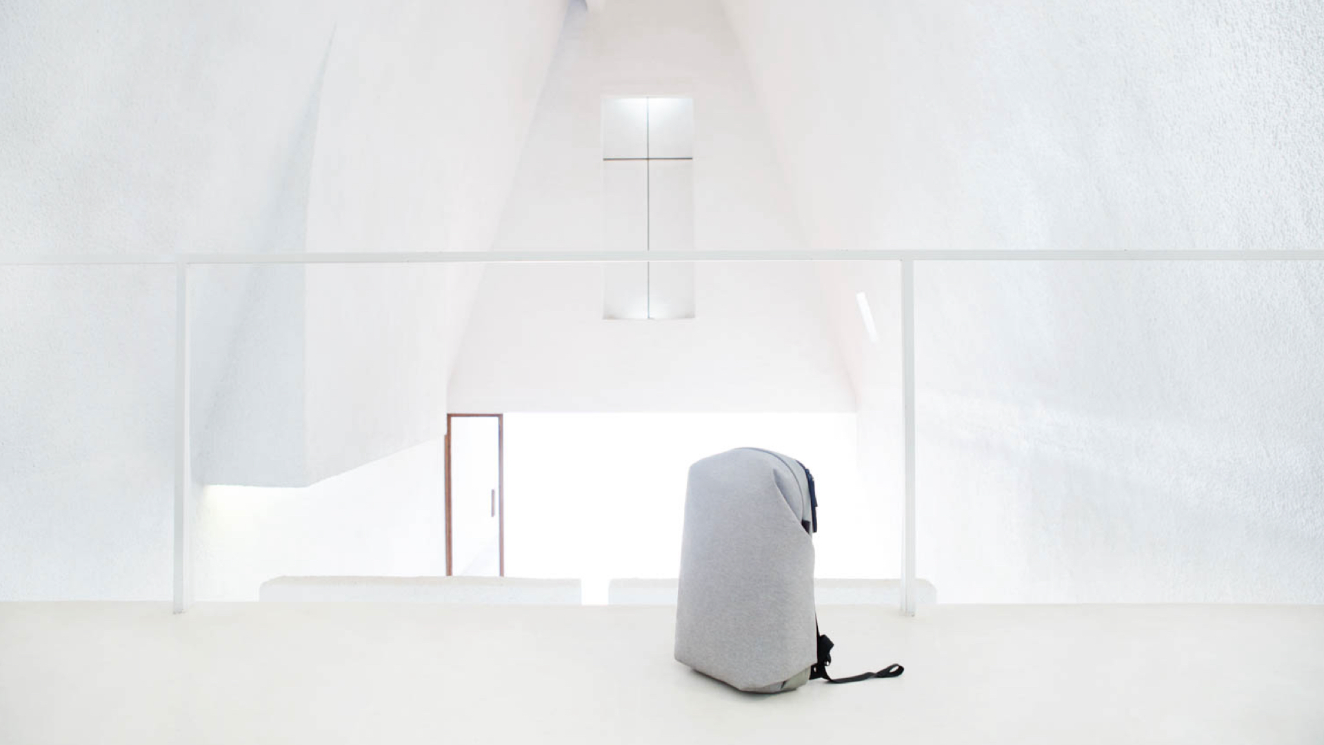 A explosive backpack，