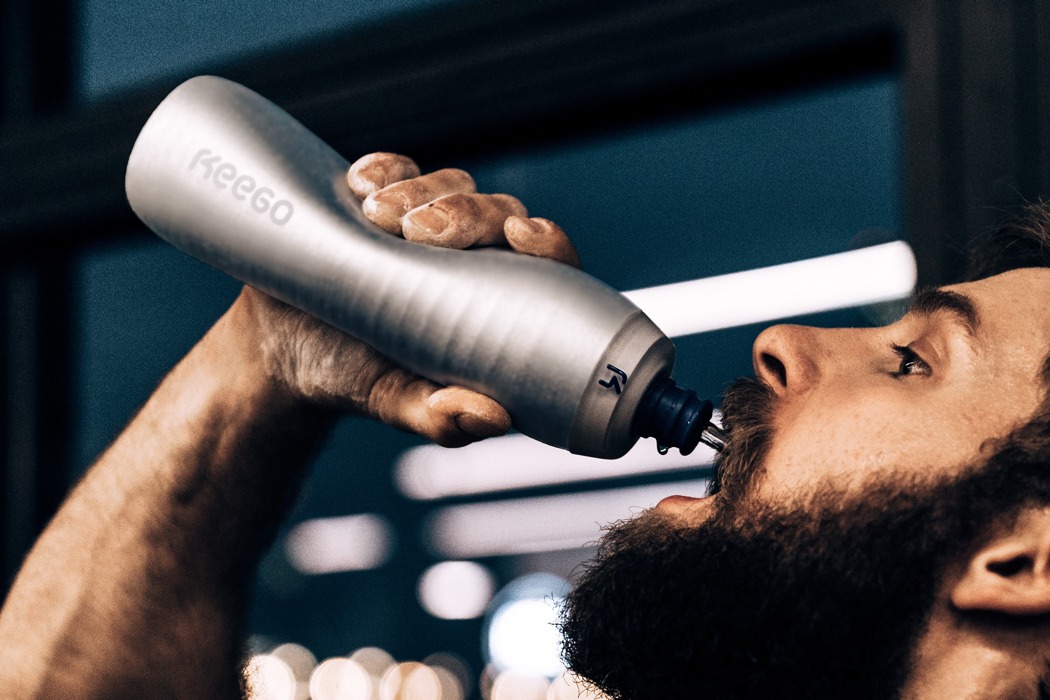 keego，Water bottle，originality，Extrudable，