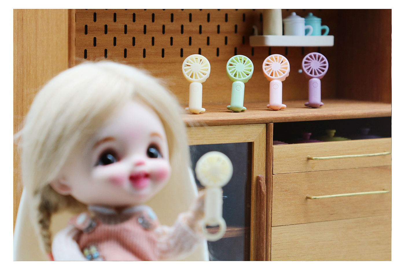 Doll House，dollhouse，Handheld fan，Miniature model，Handmade，fingertip，