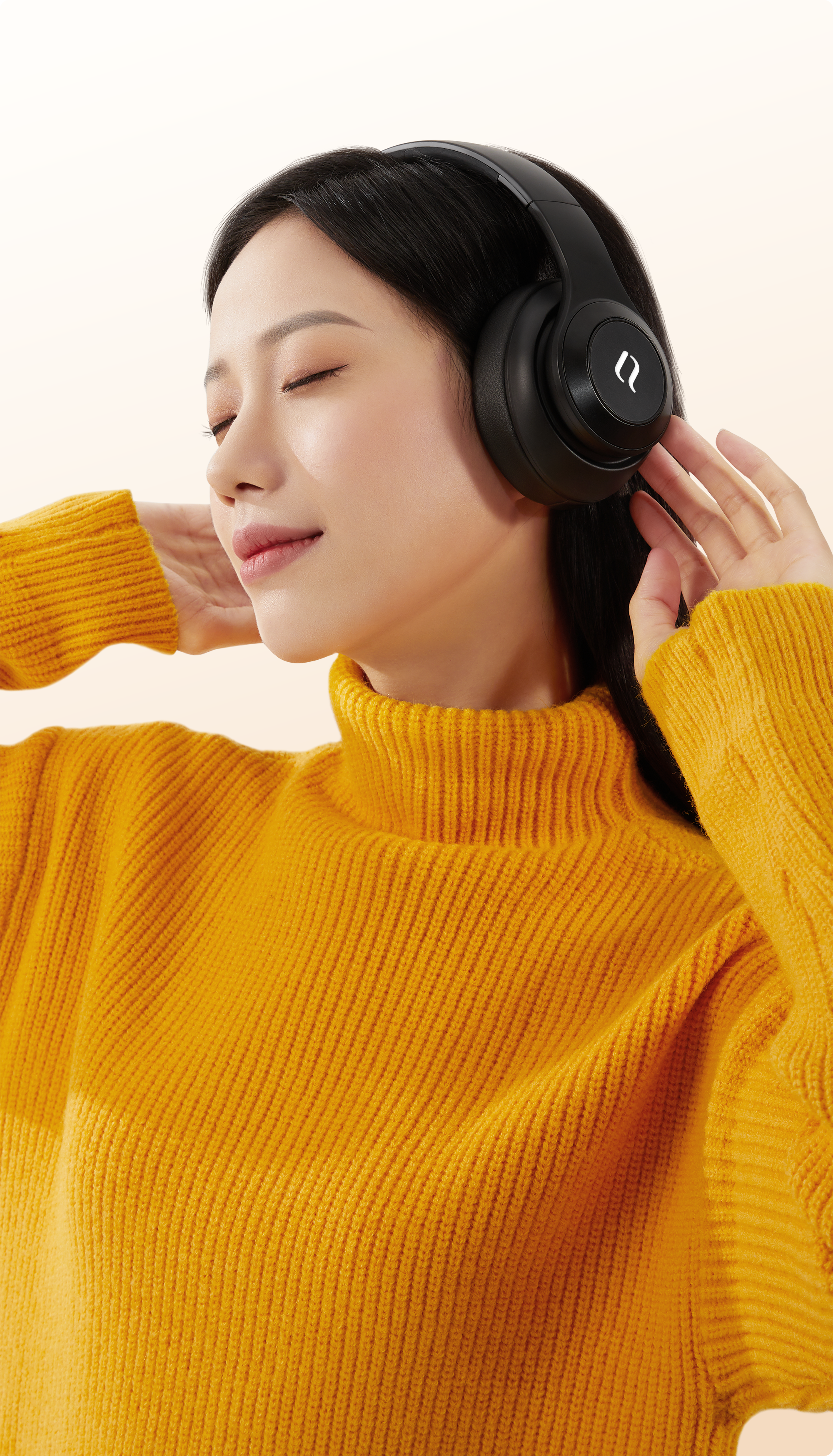 Original rendering，Electronics，Product rendering，Bluetooth headset，Headset Bluetooth headset，three-dimensional，online retailers，electronic product，