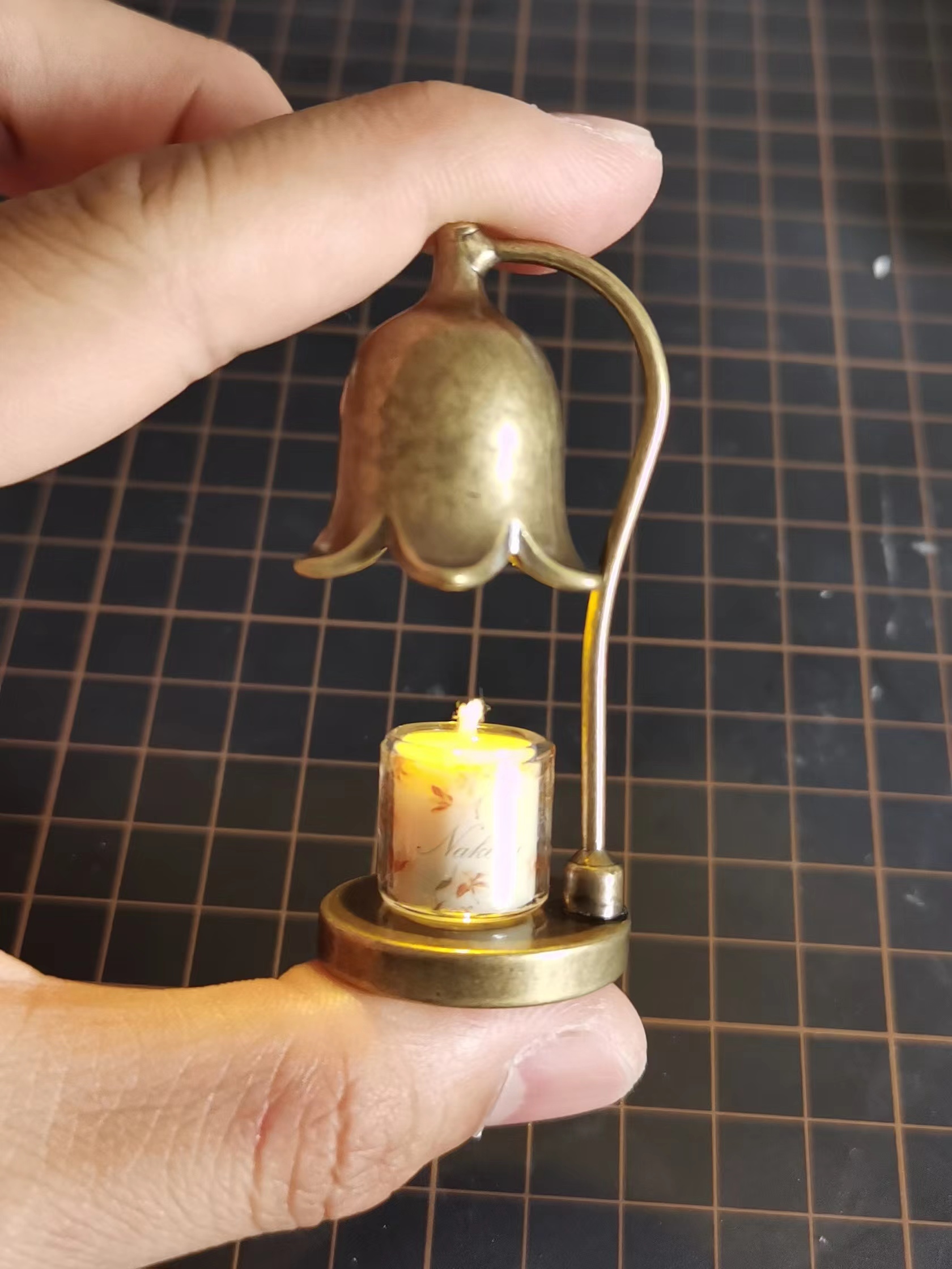 Doll House，dollhouse，melting wax lamp，Handmade，Miniature model，fingertip，