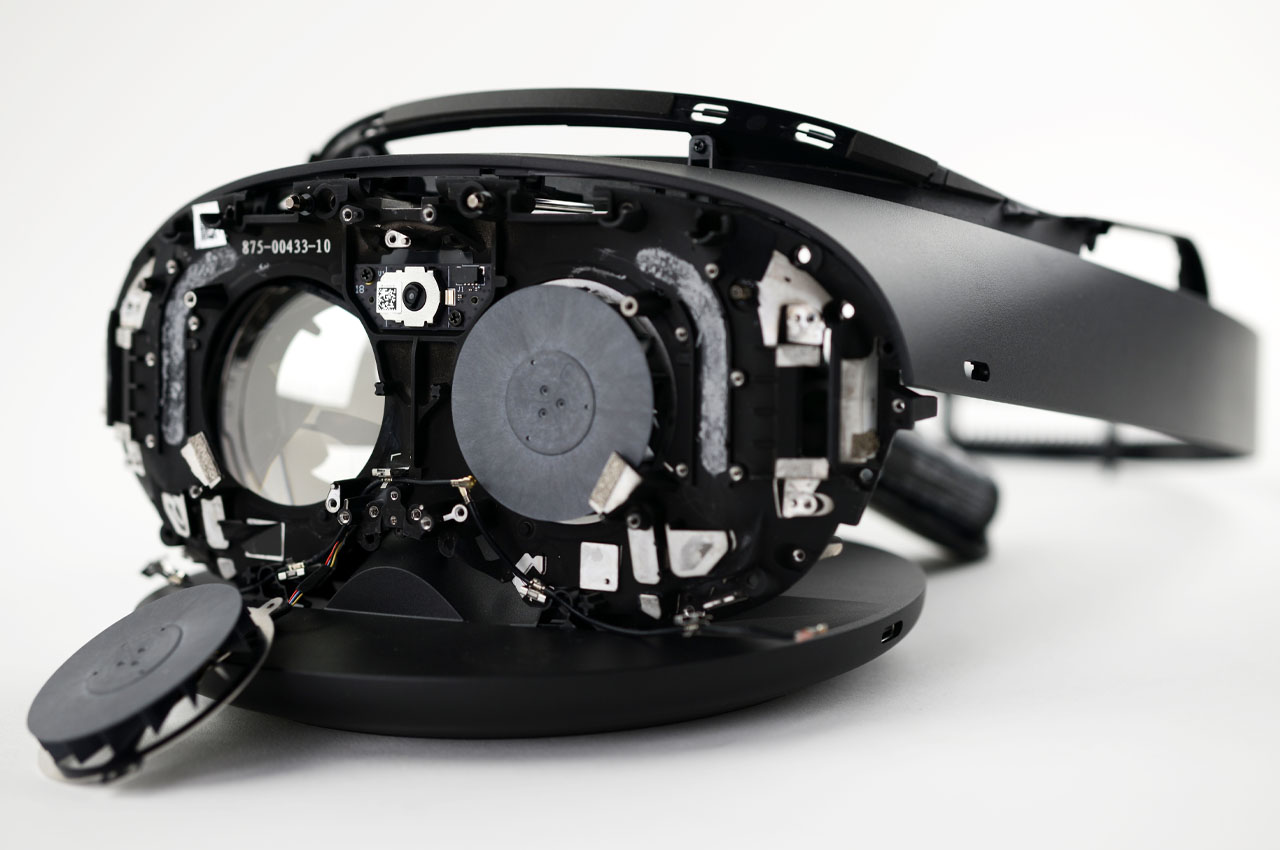 Vision Pro，Virtual reality device，VR glasses，Apple，