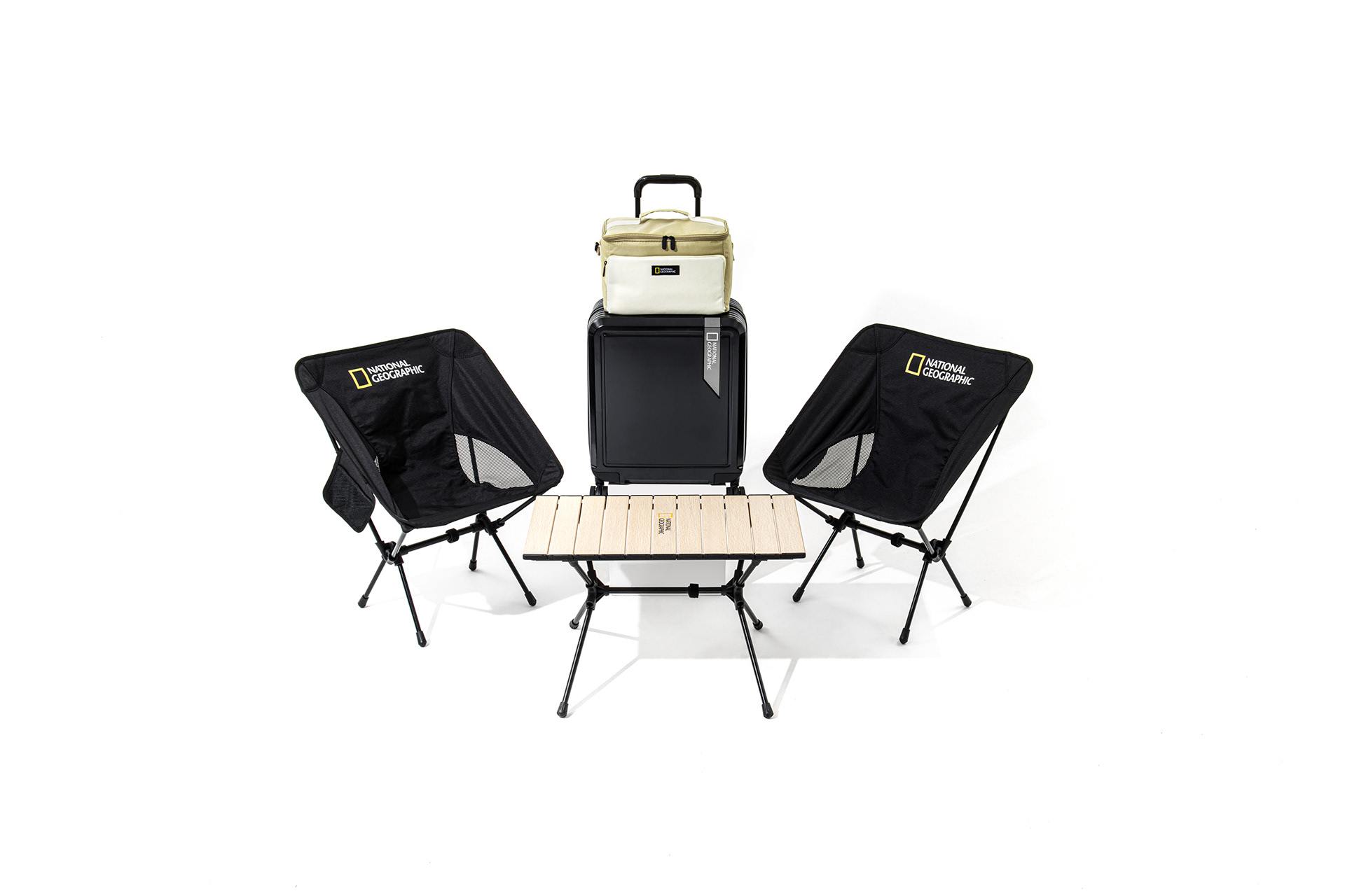 camping，trunk，outdoors，