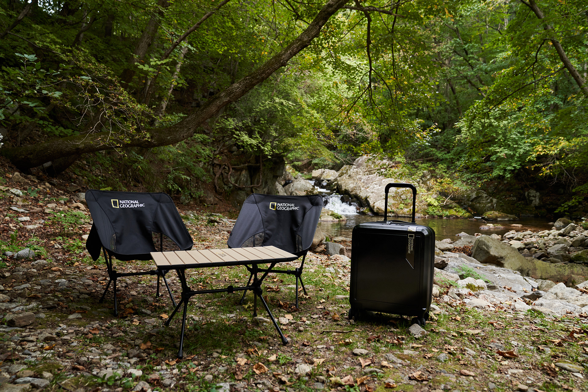 camping，trunk，outdoors，