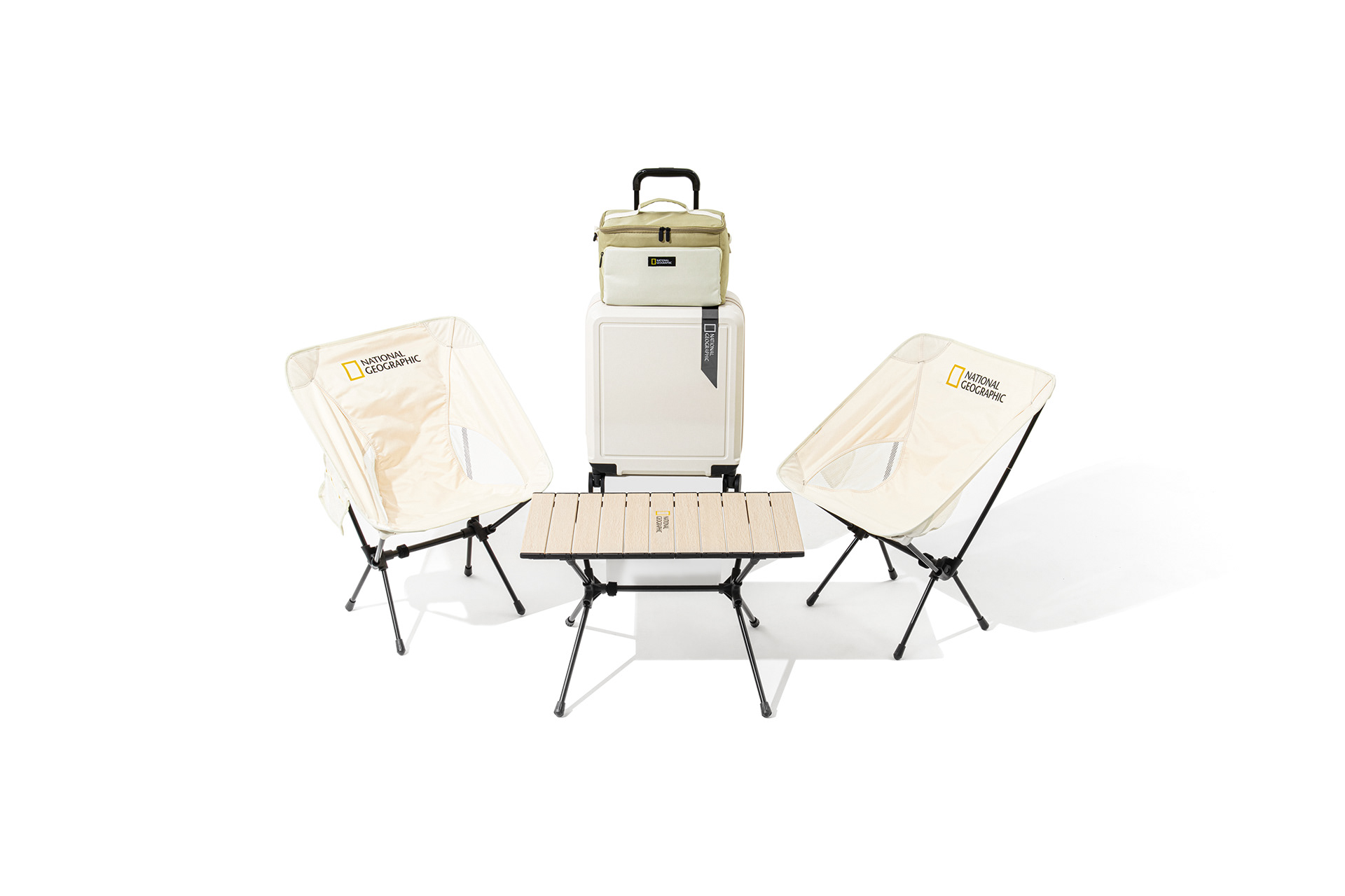 camping，trunk，outdoors，