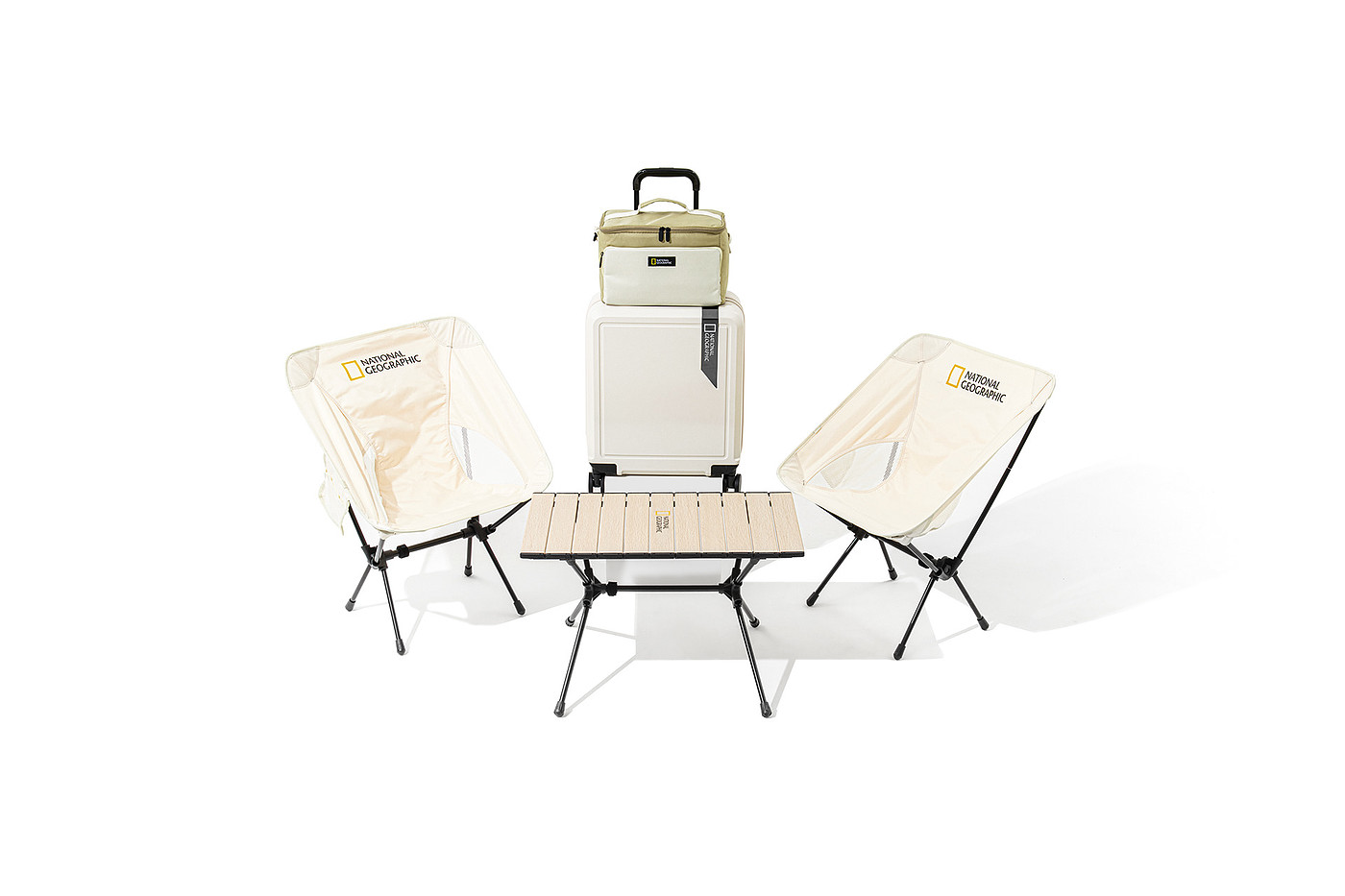 camping，trunk，outdoors，